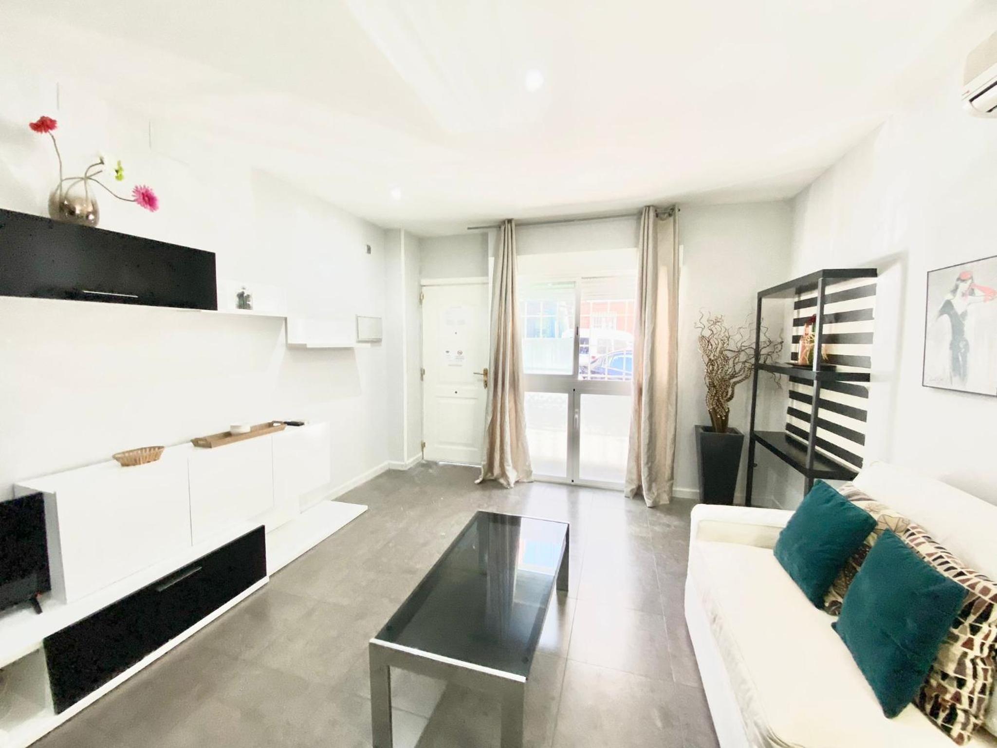 One-Bedroom Apartment - Photo 18