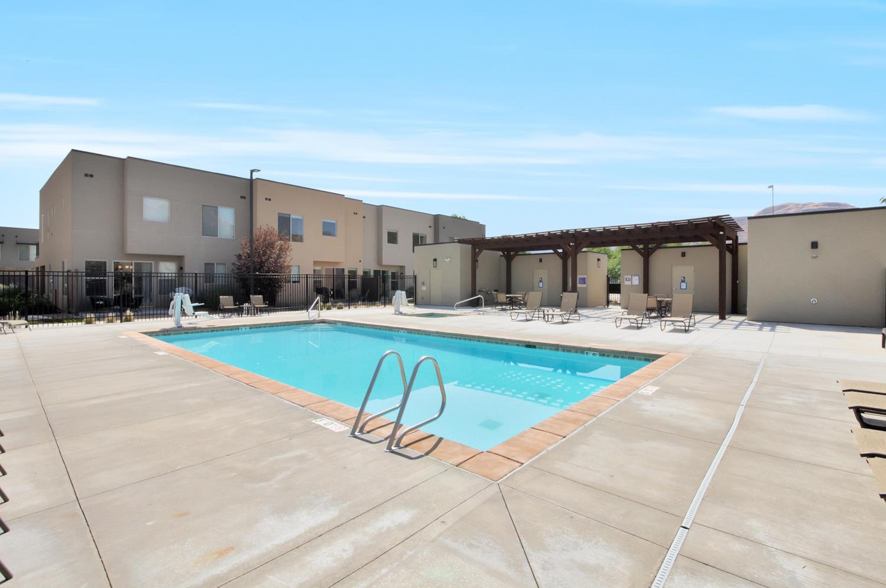 Four-Bedroom Vacation Home photo 2