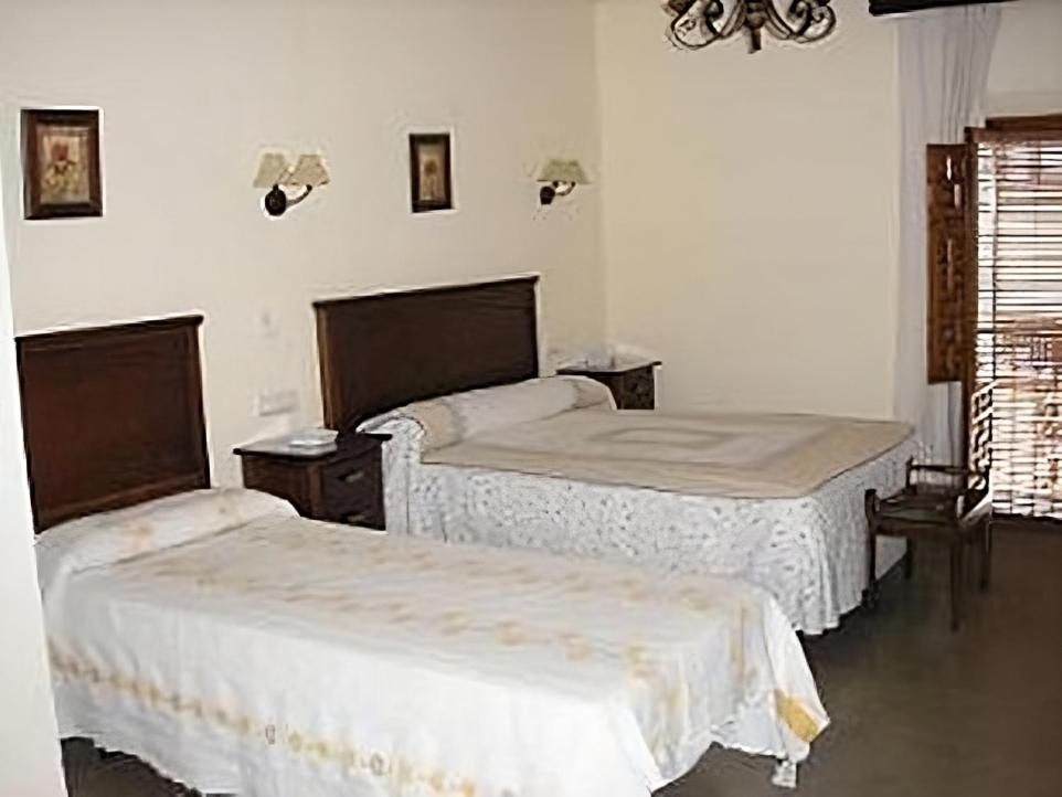 Triple Room - Photo 1
