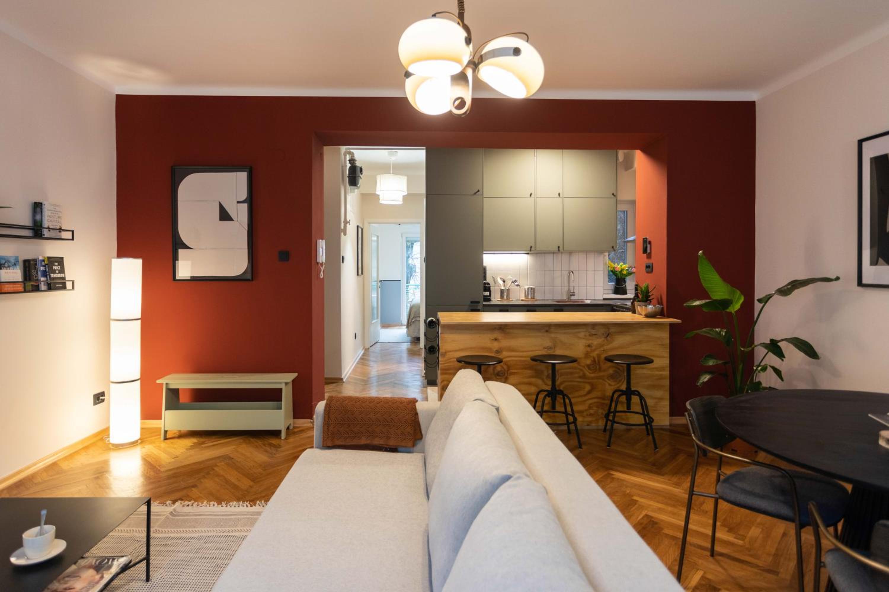 One-Bedroom Apartment