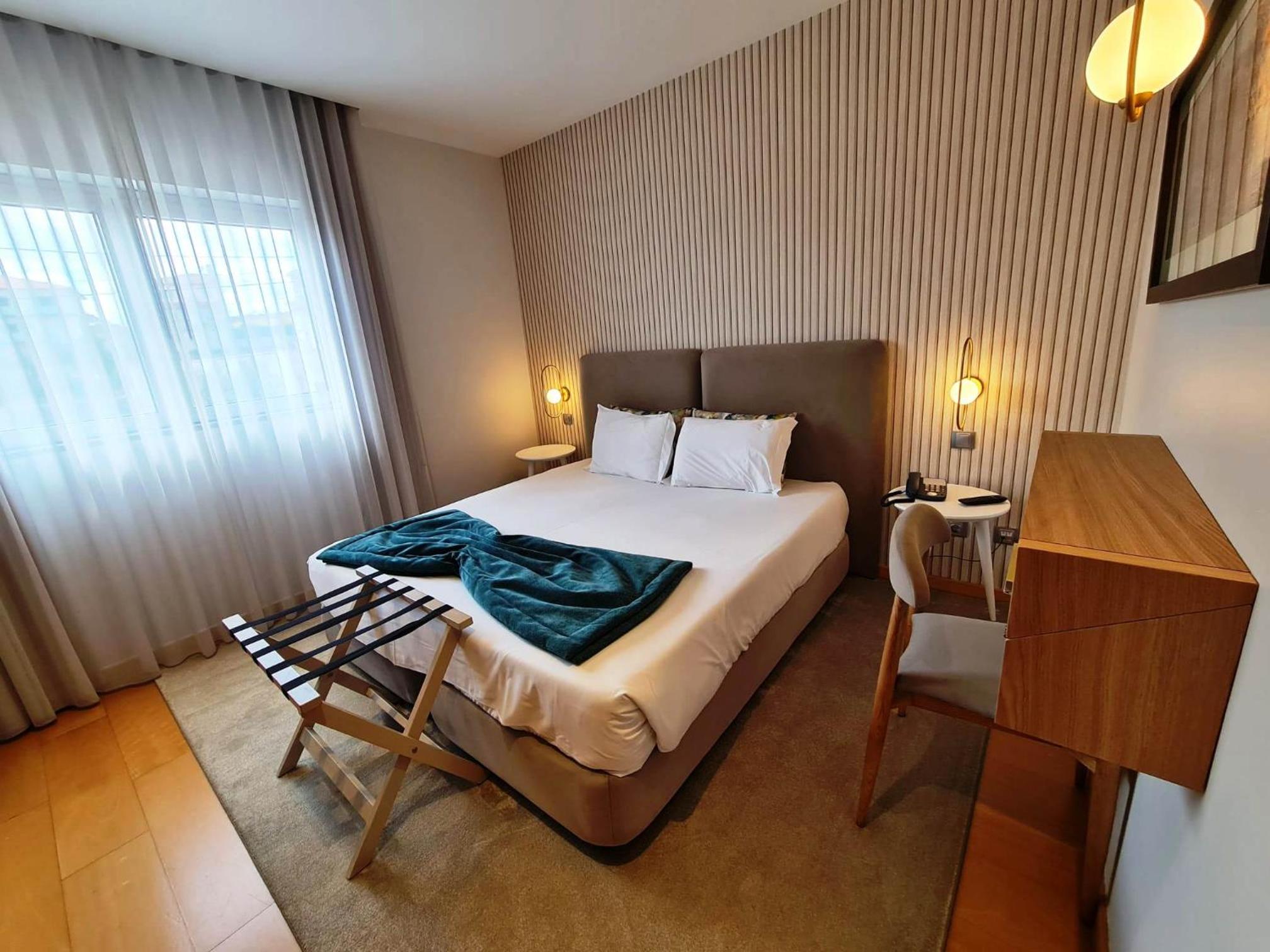 Double Room - Photo 3