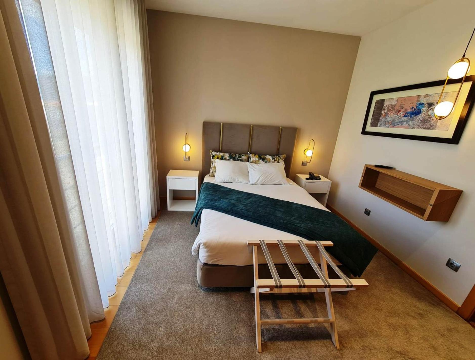 Double Room - Photo 5