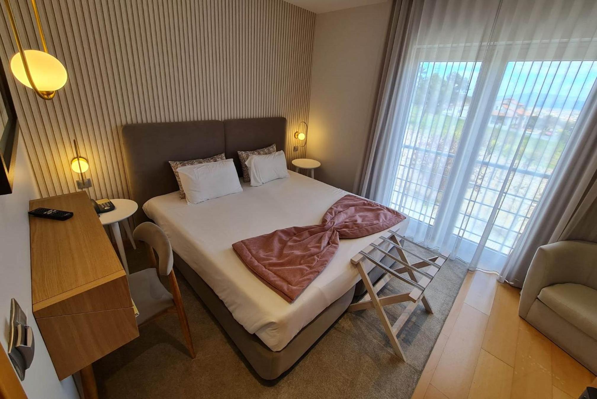 Double Room - Photo 9