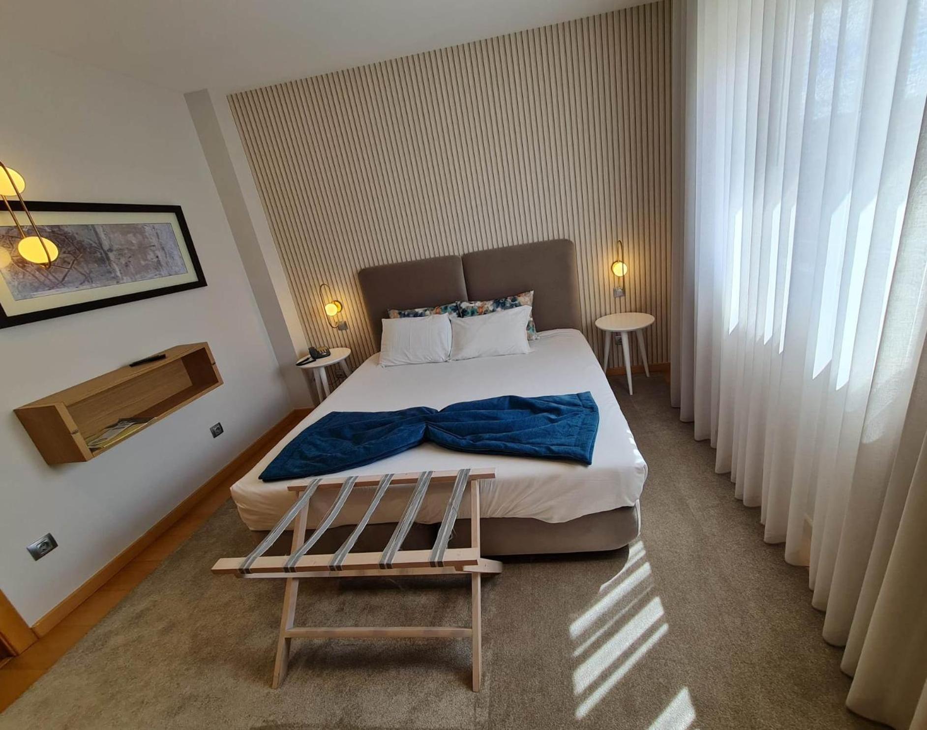 Double Room - Photo 8