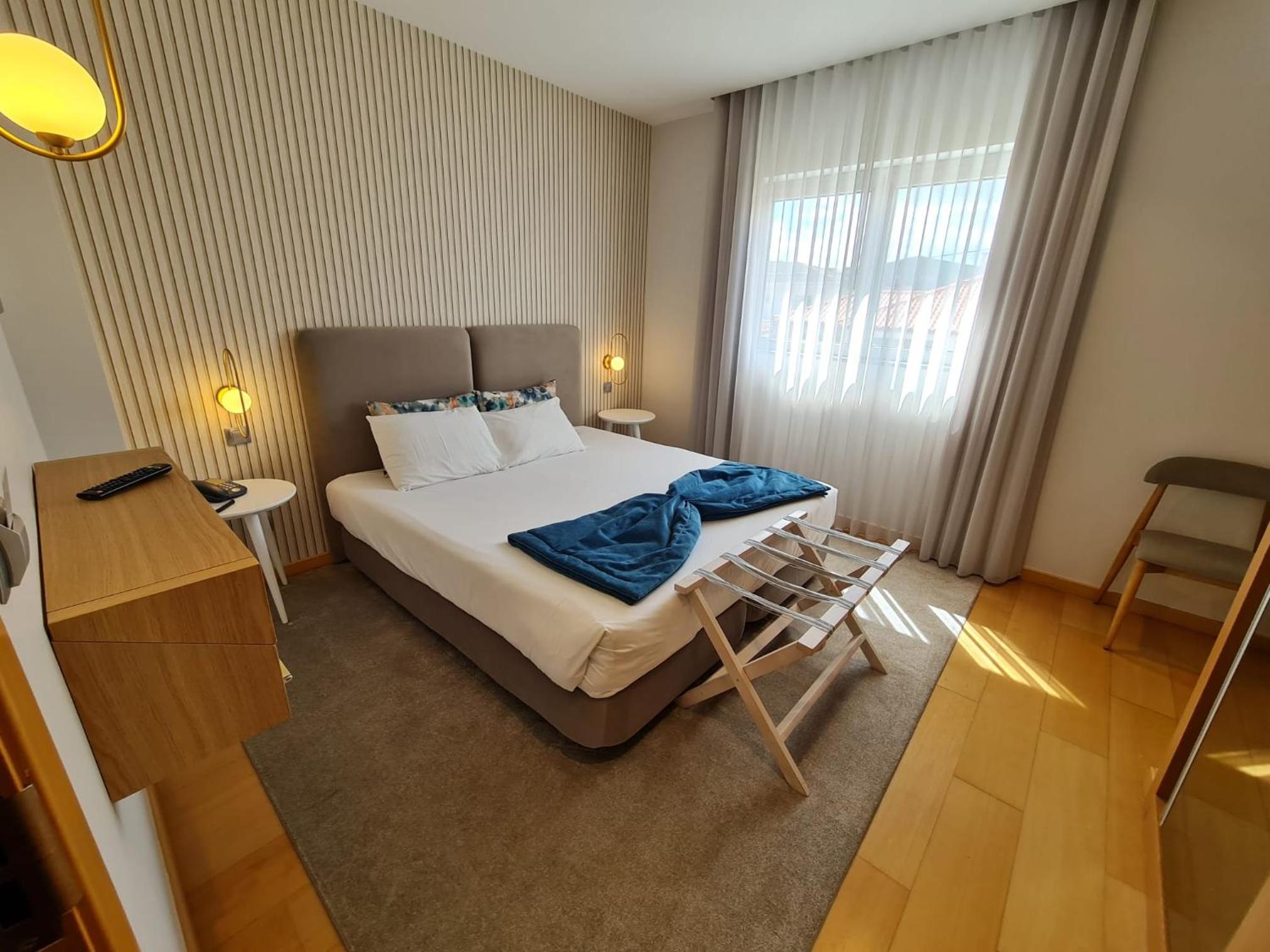 Double Room - Photo 7