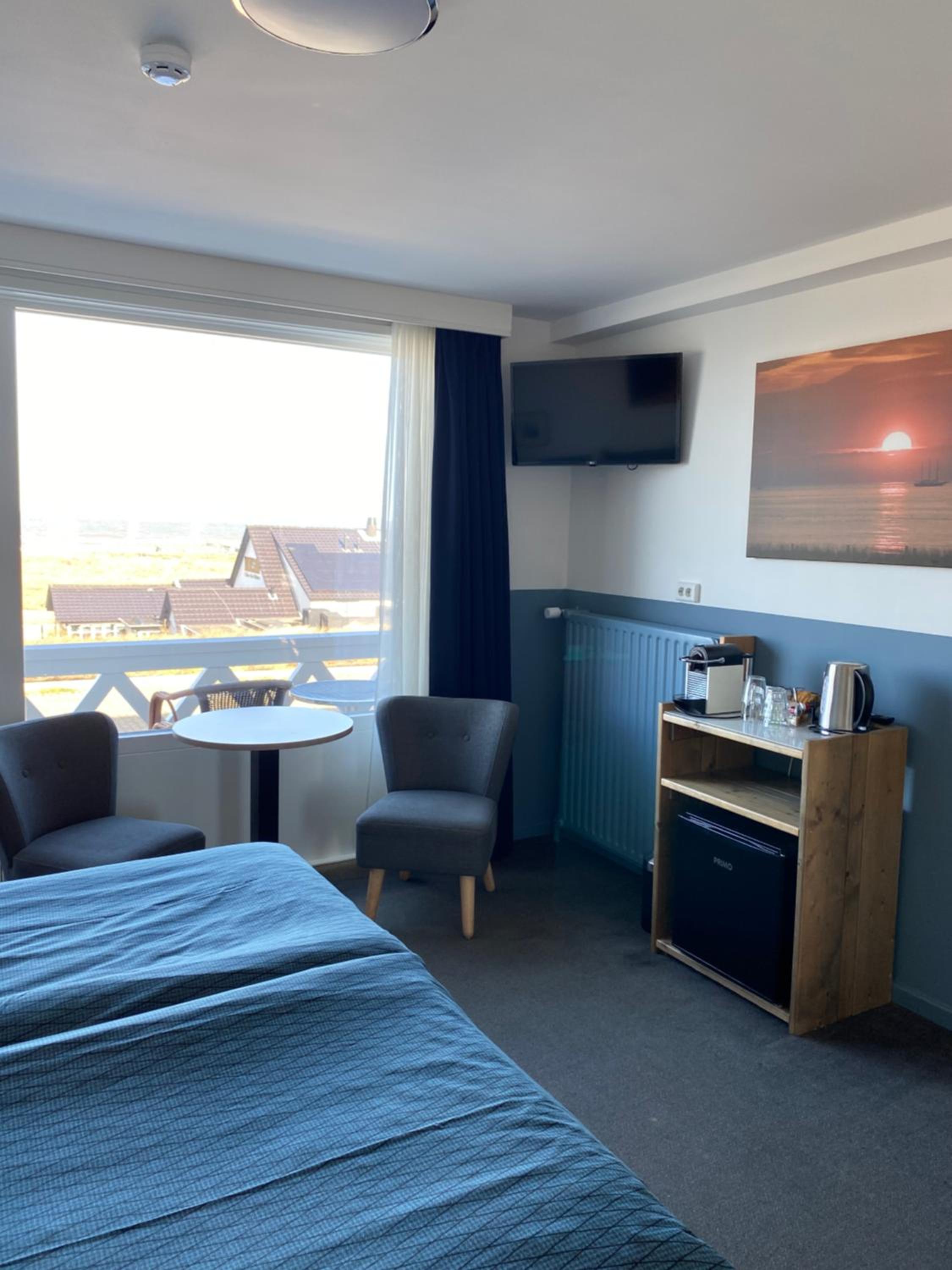 Double Room with Balcony and Sea View photo 2