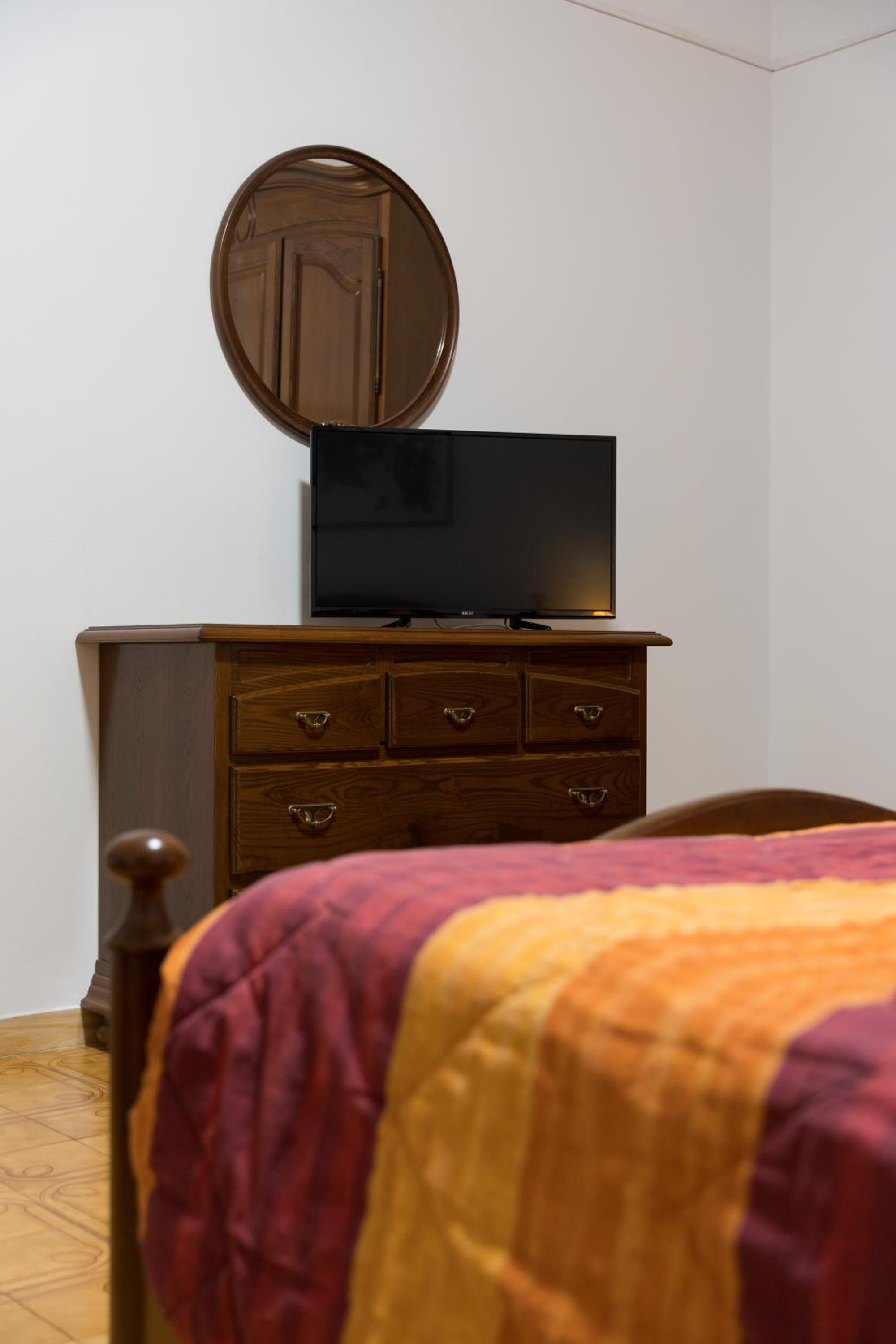 Large Double Room photo 3