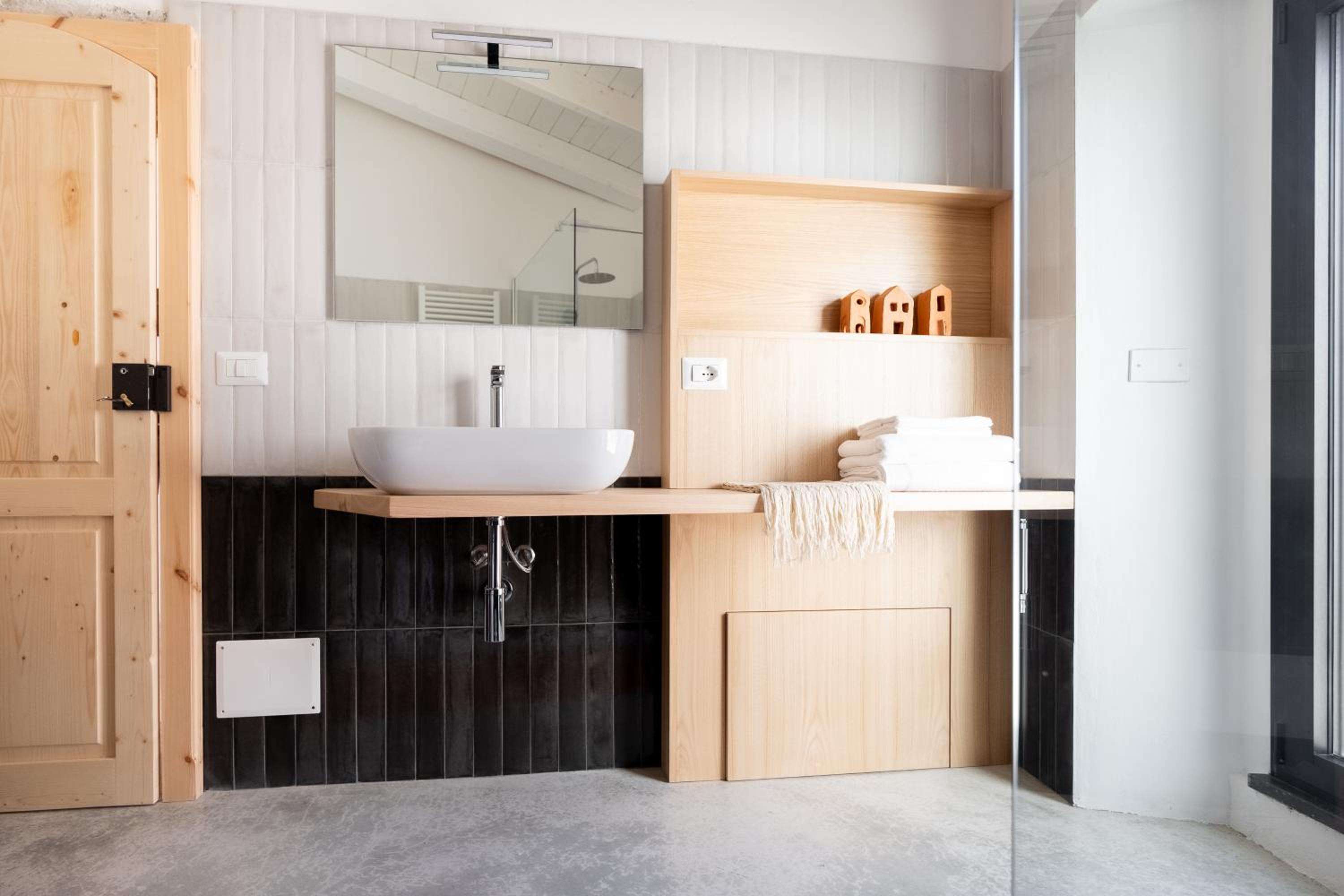 Quadruple Room with Private External Bathroom photo 3