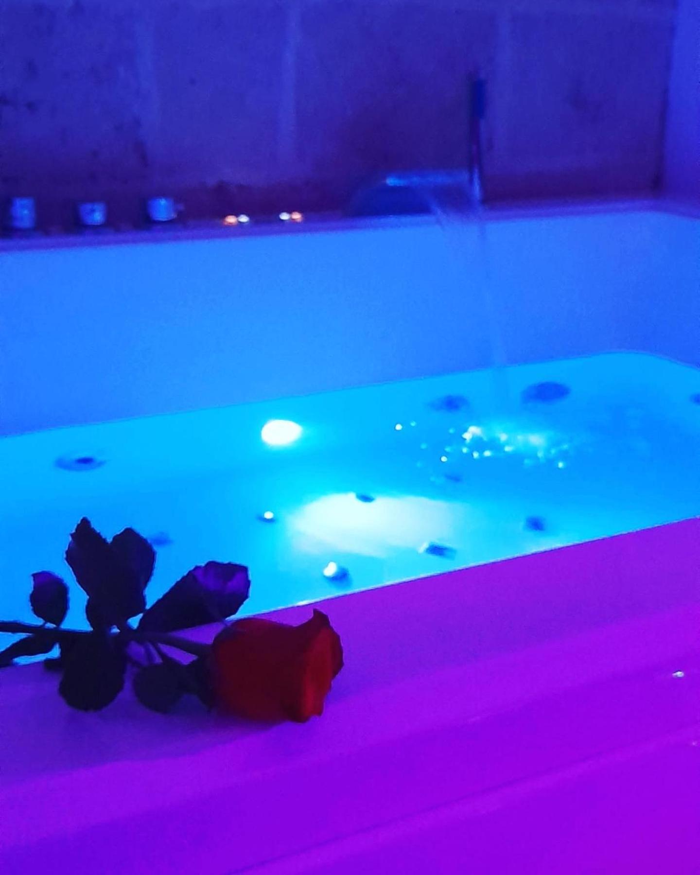 Deluxe Double Room with Bath - Photo 108