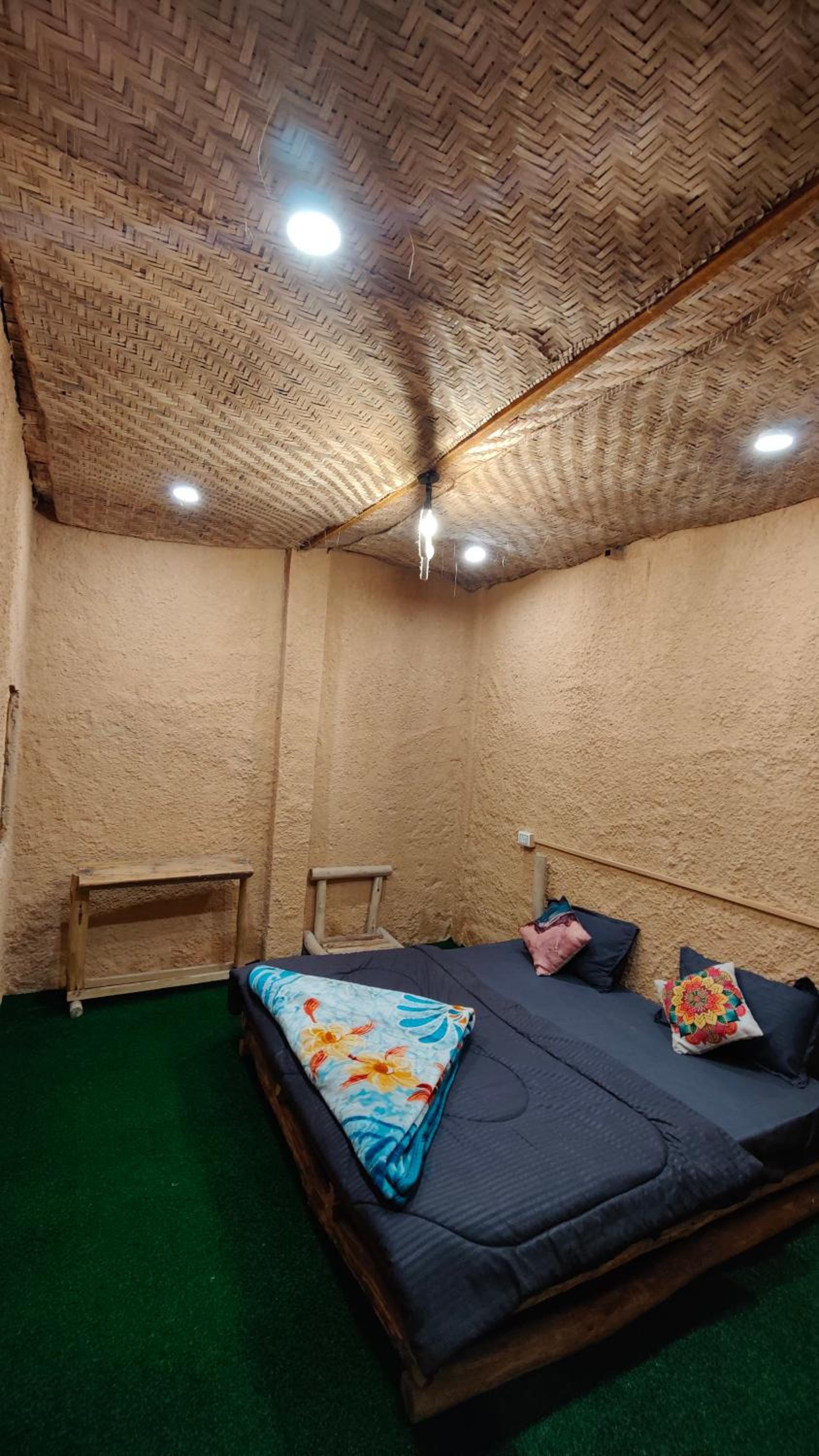 Double Room With Private Bathroom - Photo 9