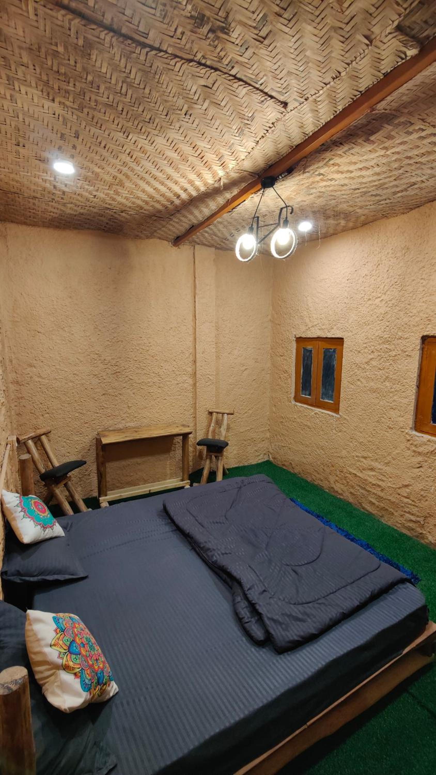 Double Room With Private Bathroom - Photo 6