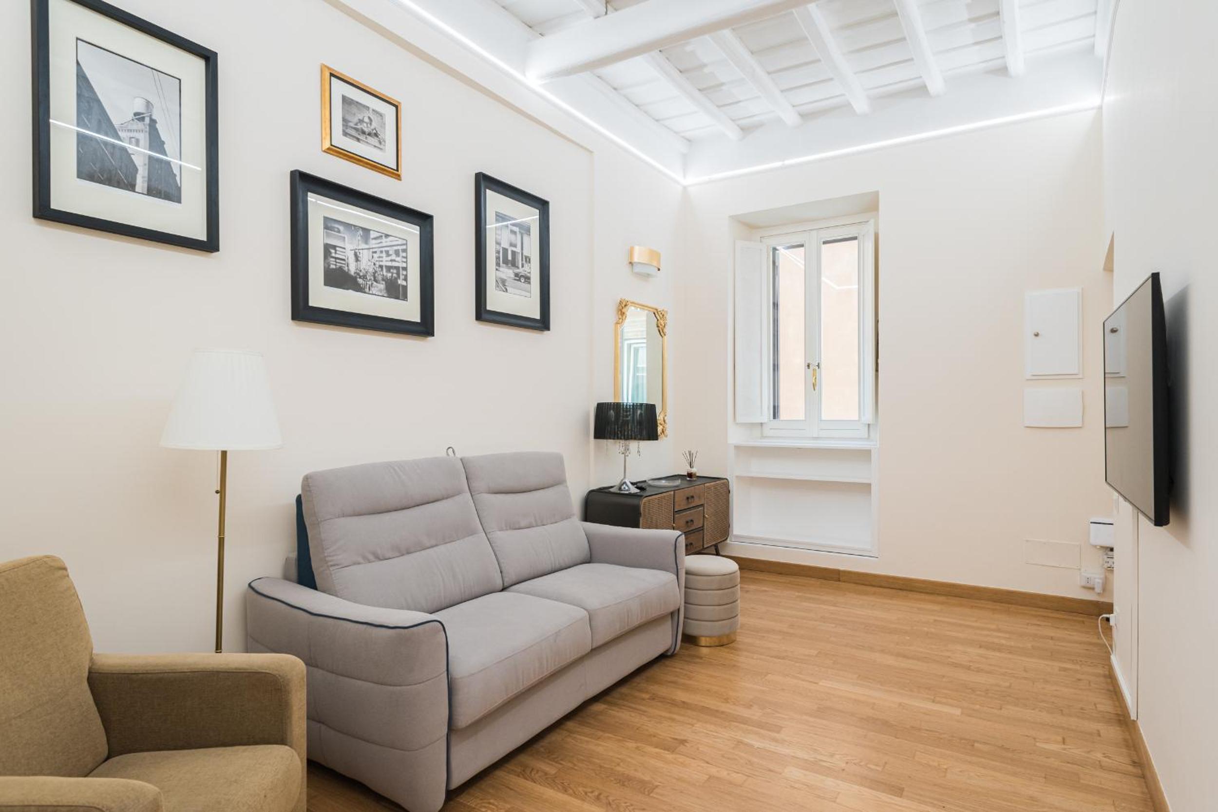 One-Bedroom Apartment