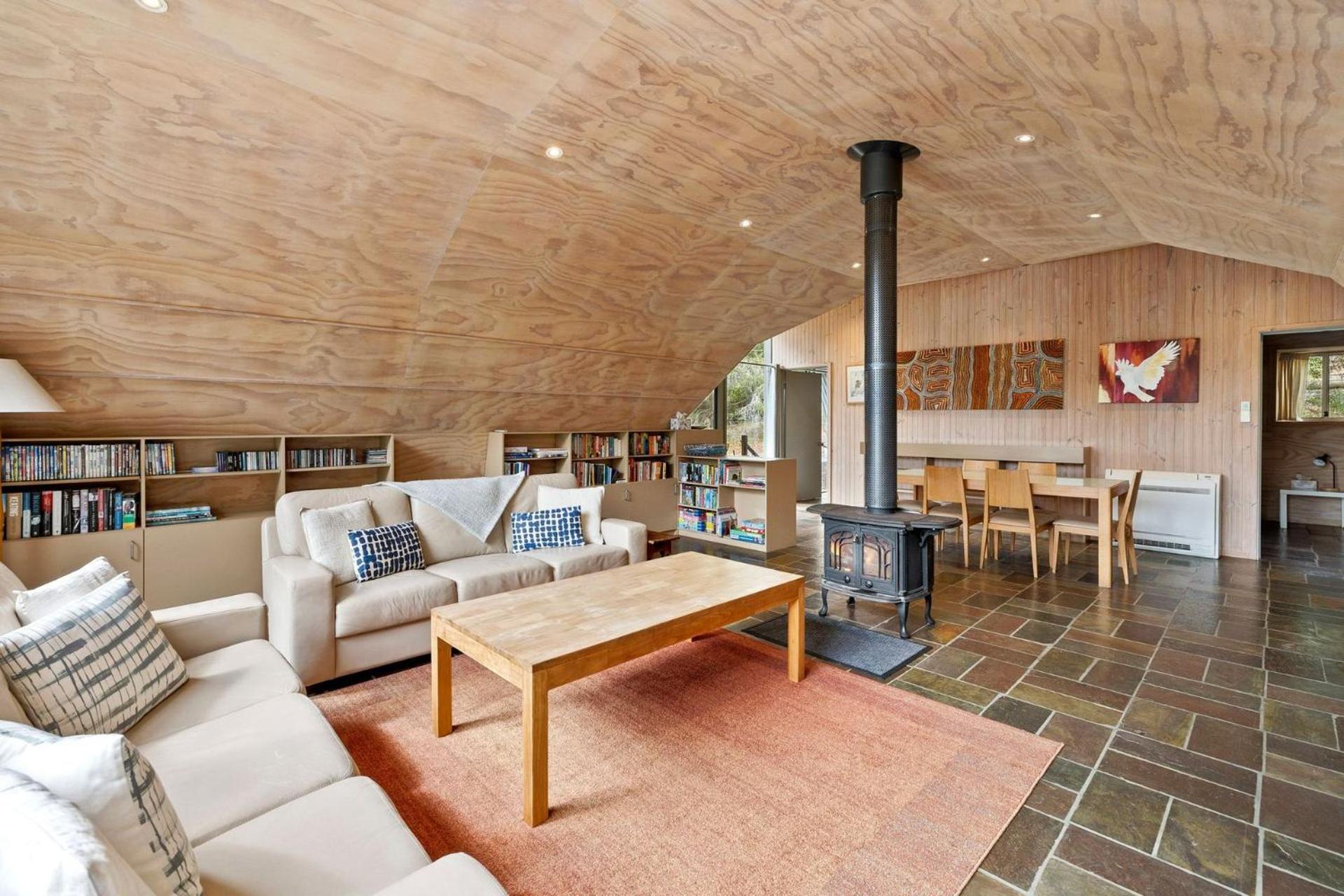 Three-Bedroom House photo 1