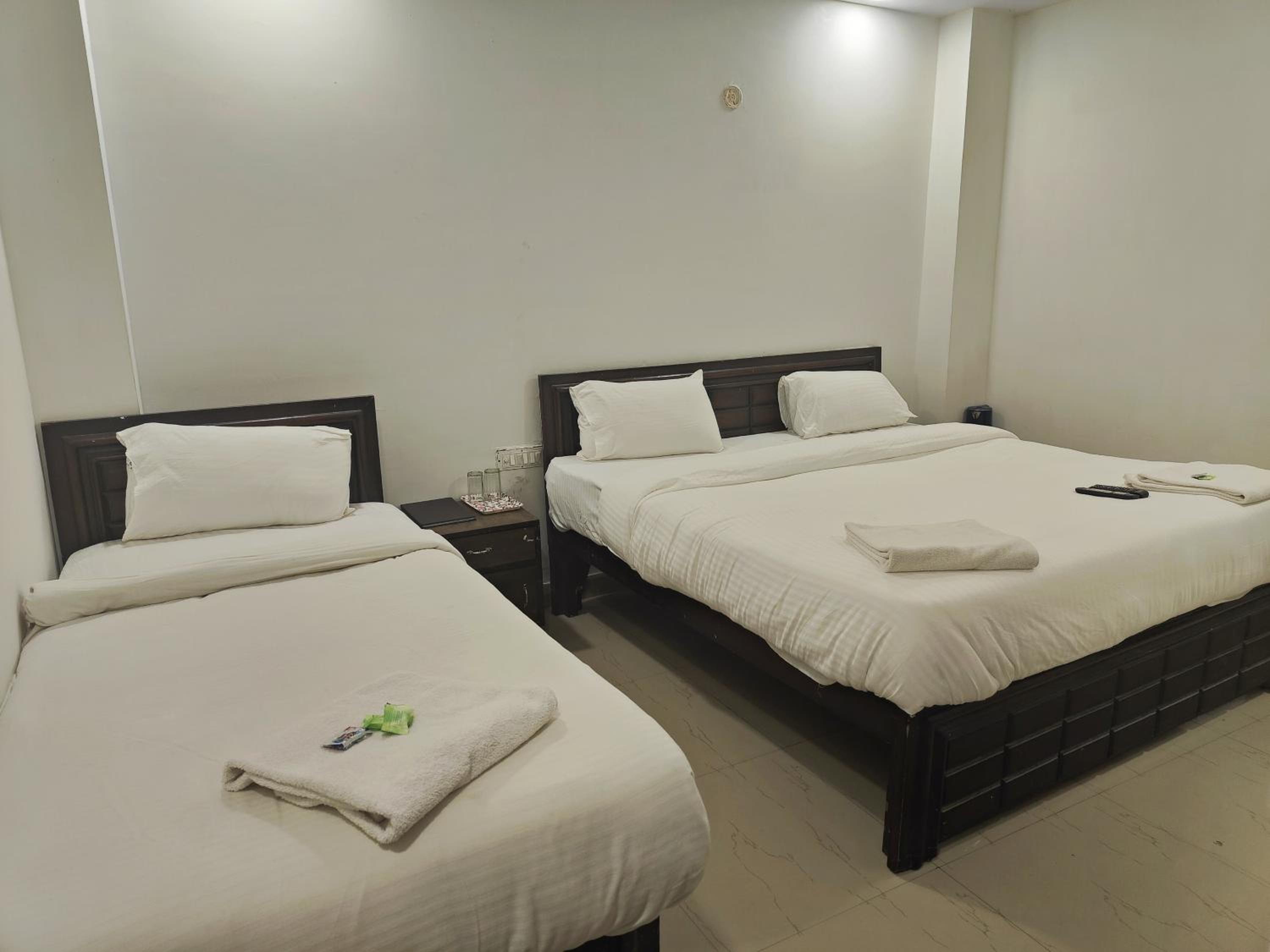 Deluxe Triple Room photo 3