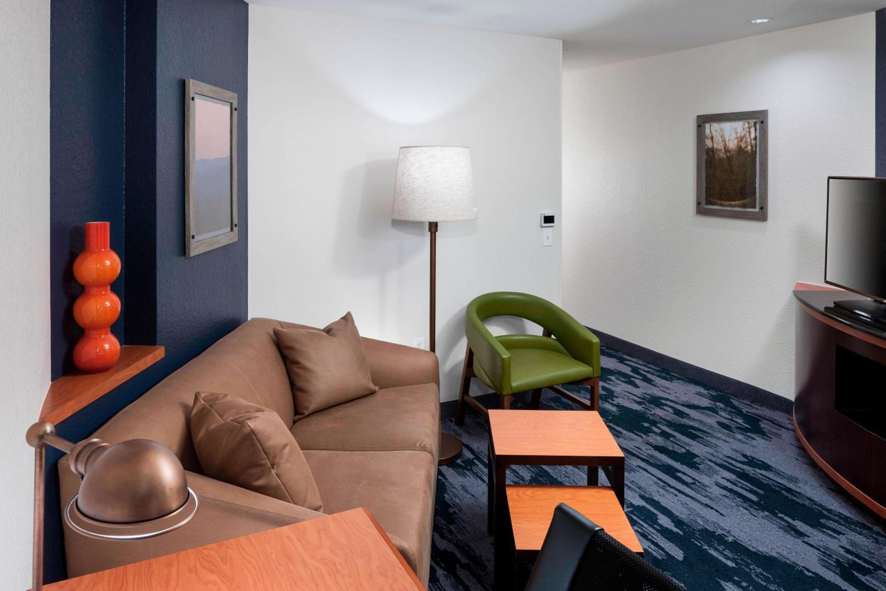 King Suite with Sofa Bed - Photo 2