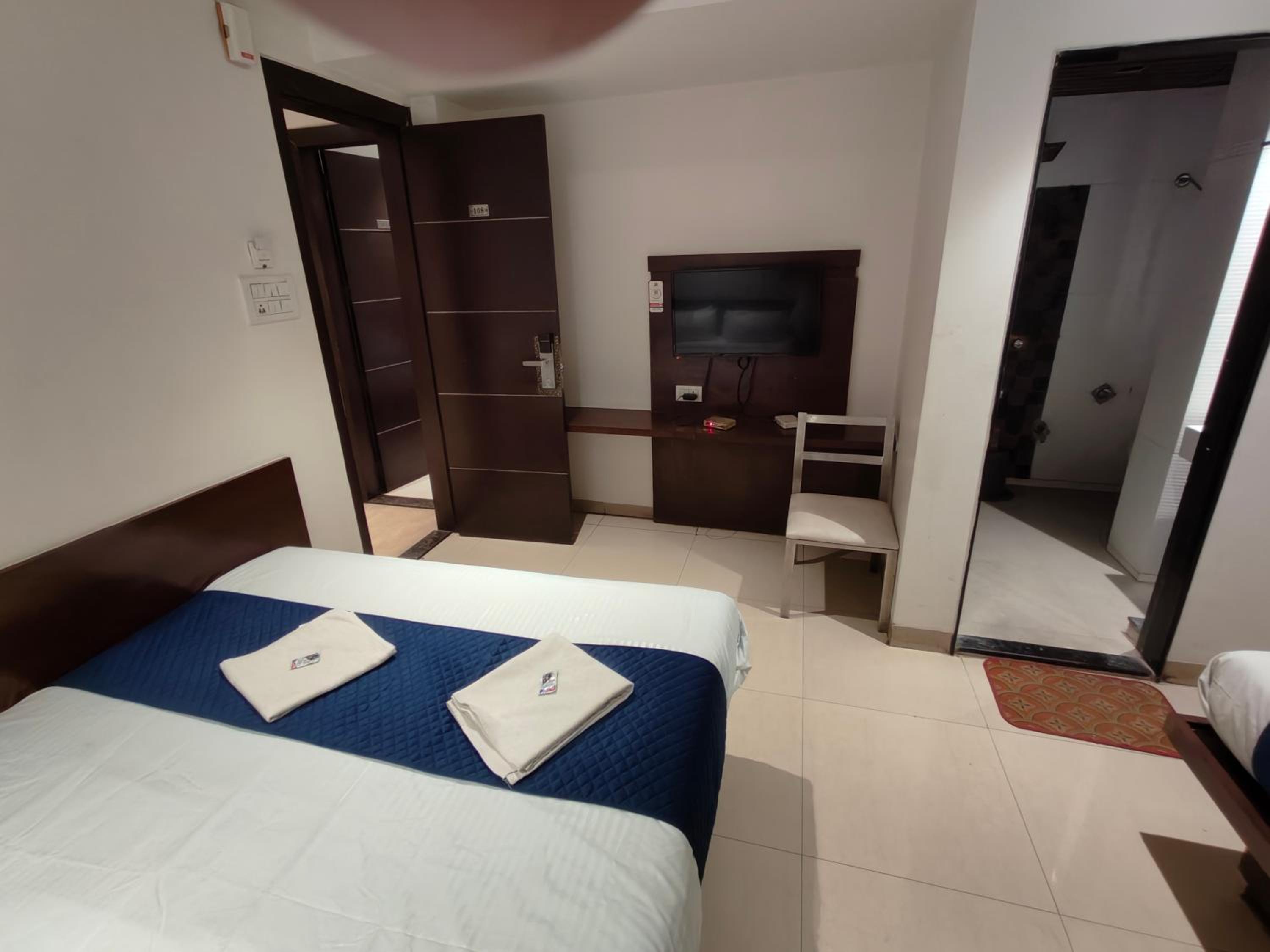 3 Bed Non A/C Room - Photo 5