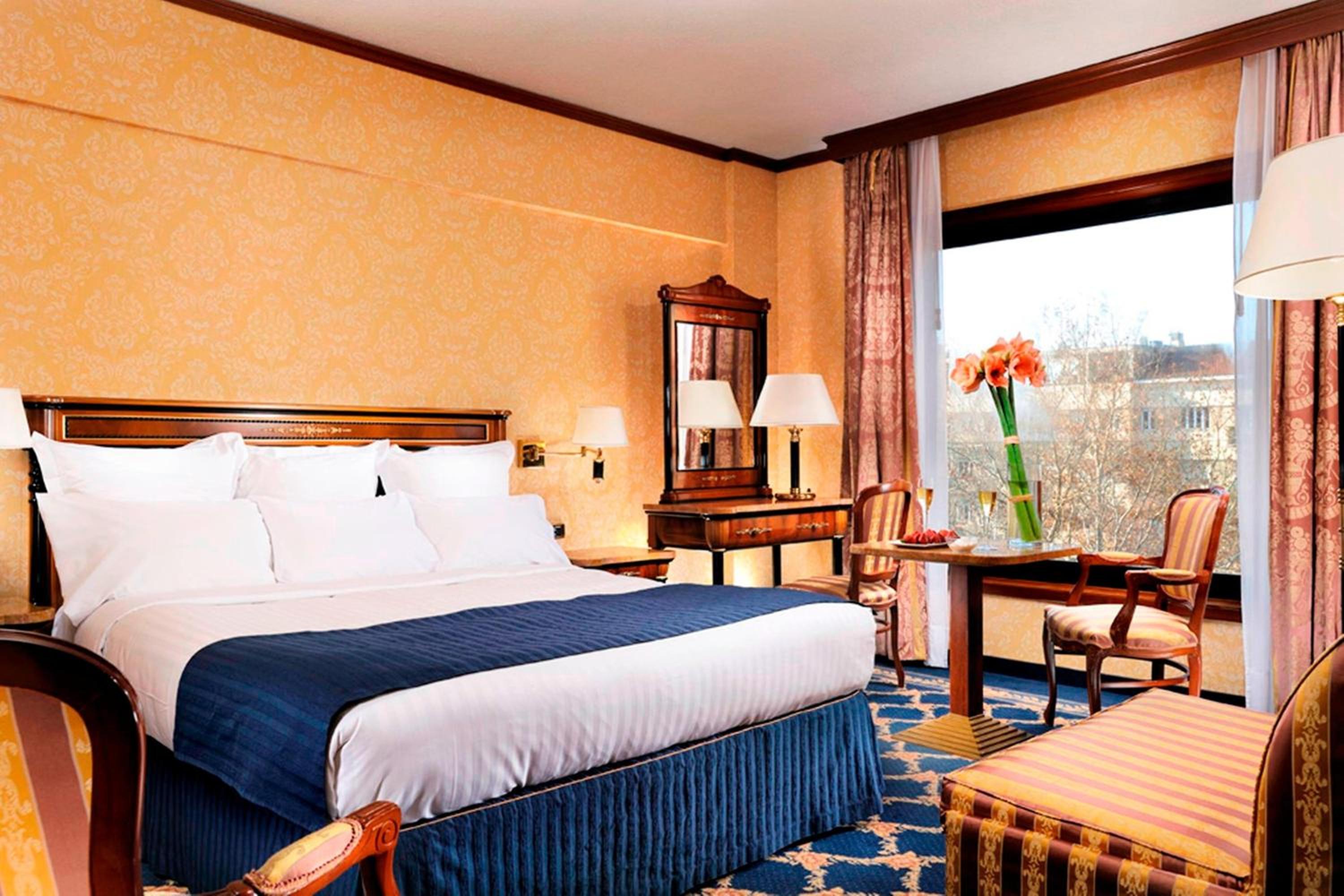 Executive King Room