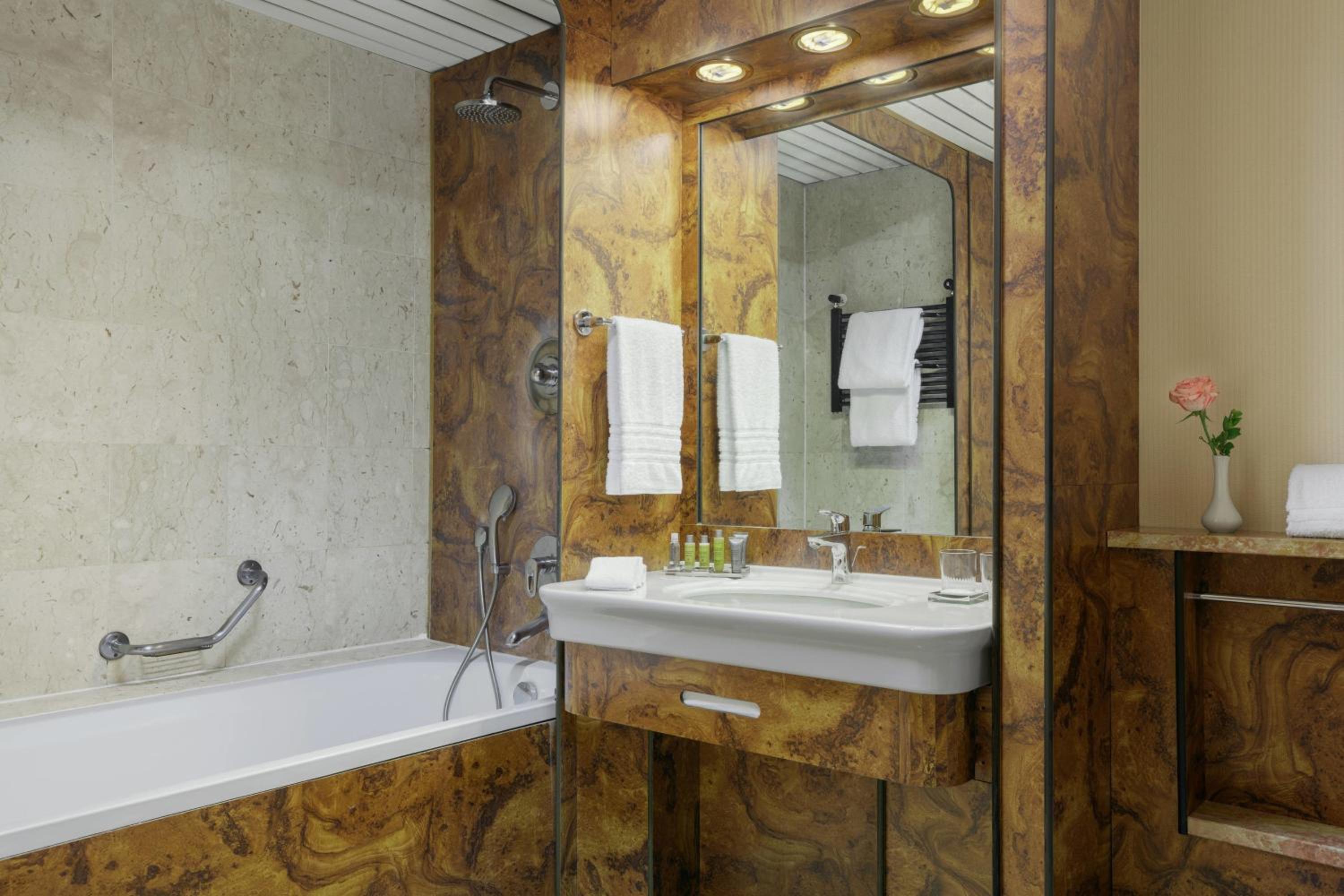 Executive Twin Room