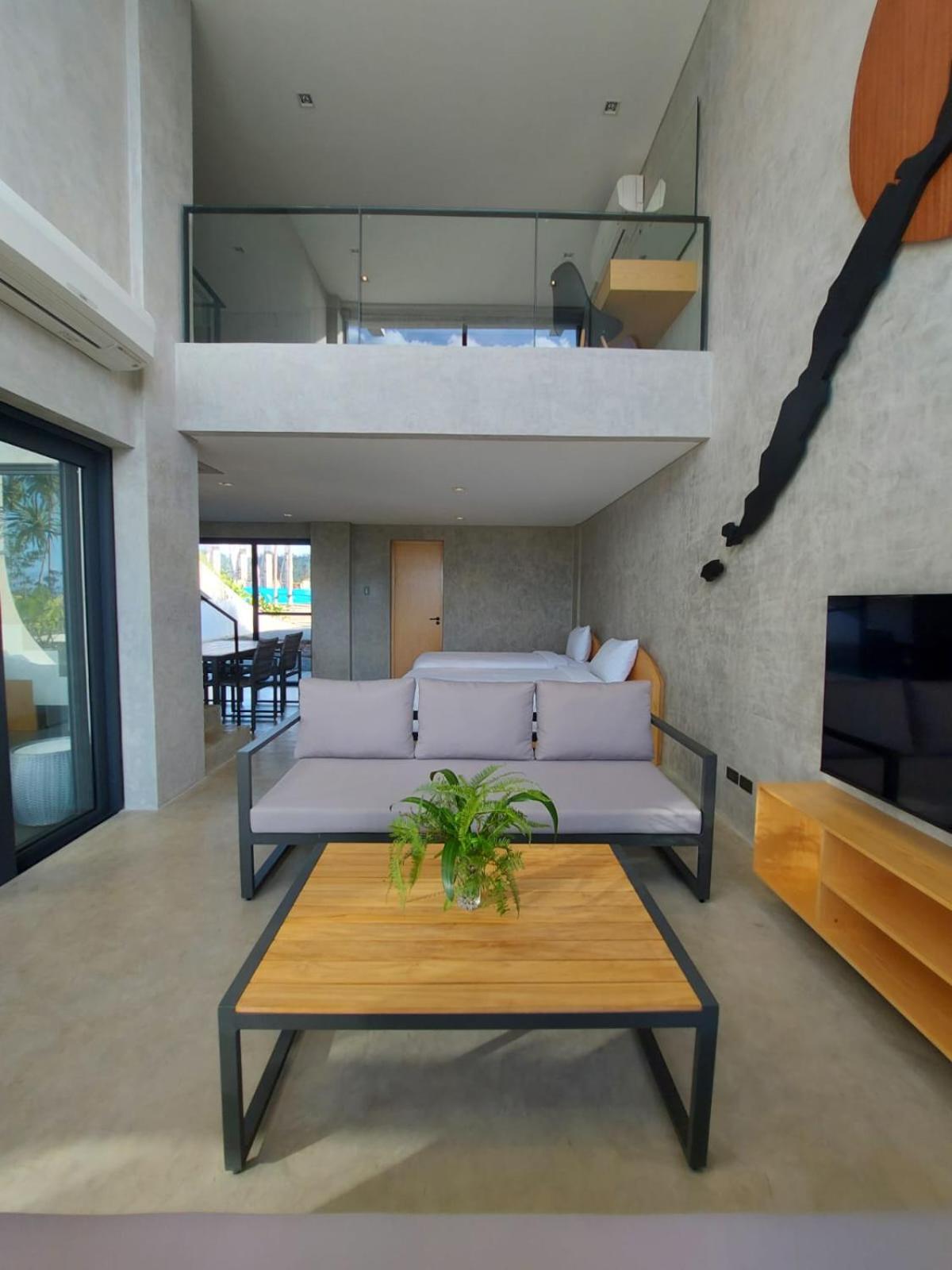 Villa with Sea View - Photo 2