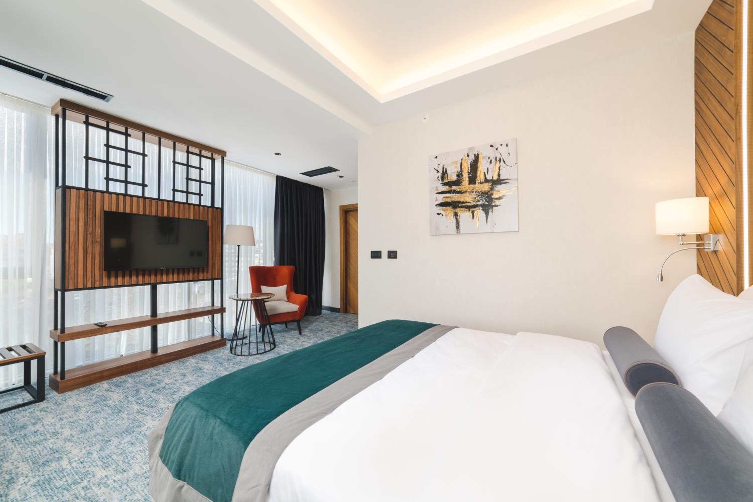 Deluxe Room - Photo 3