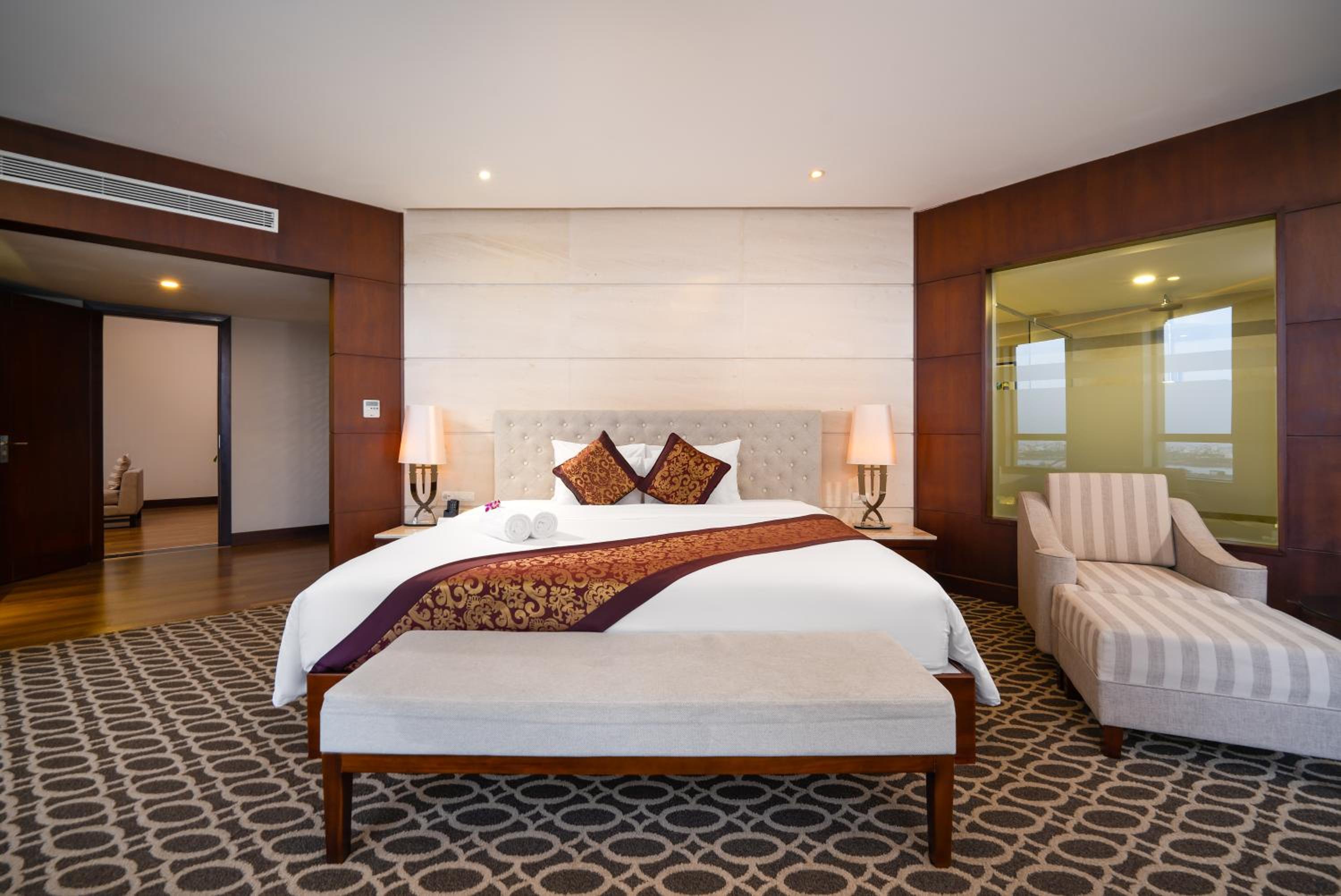 Premier Suite photo 2