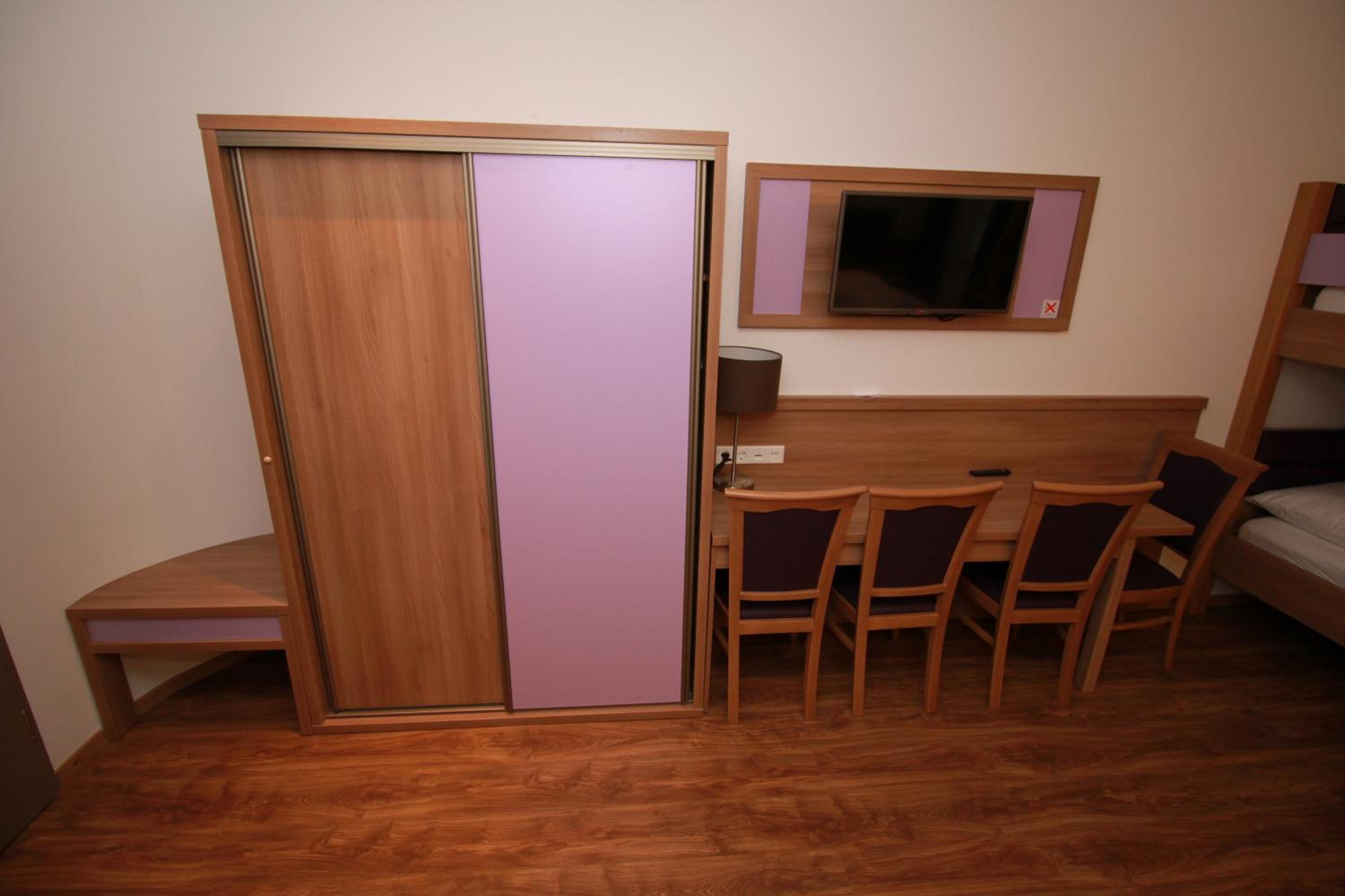 Deluxe Quadruple Room photo 3