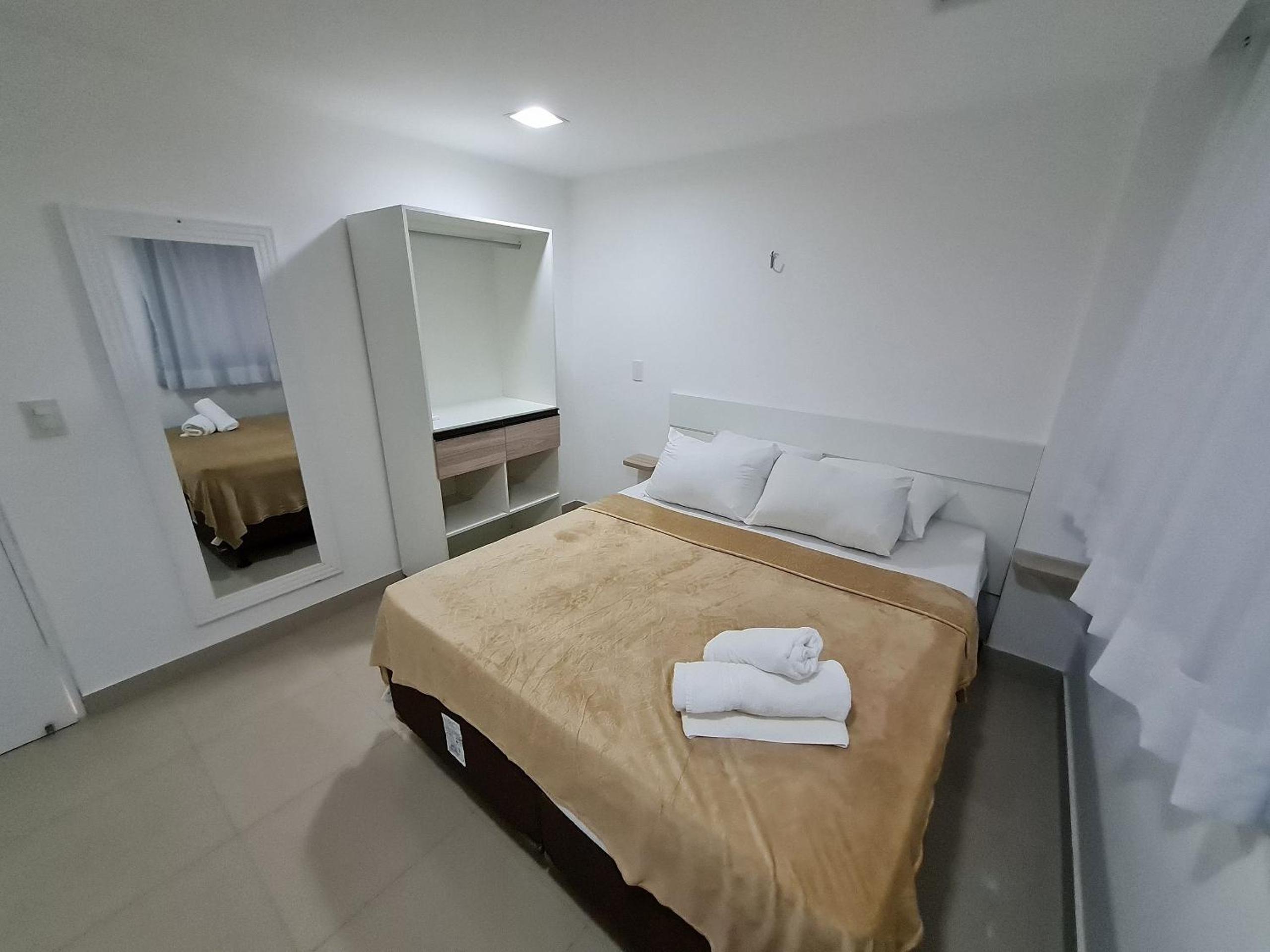 Standard Double Room - Photo 22