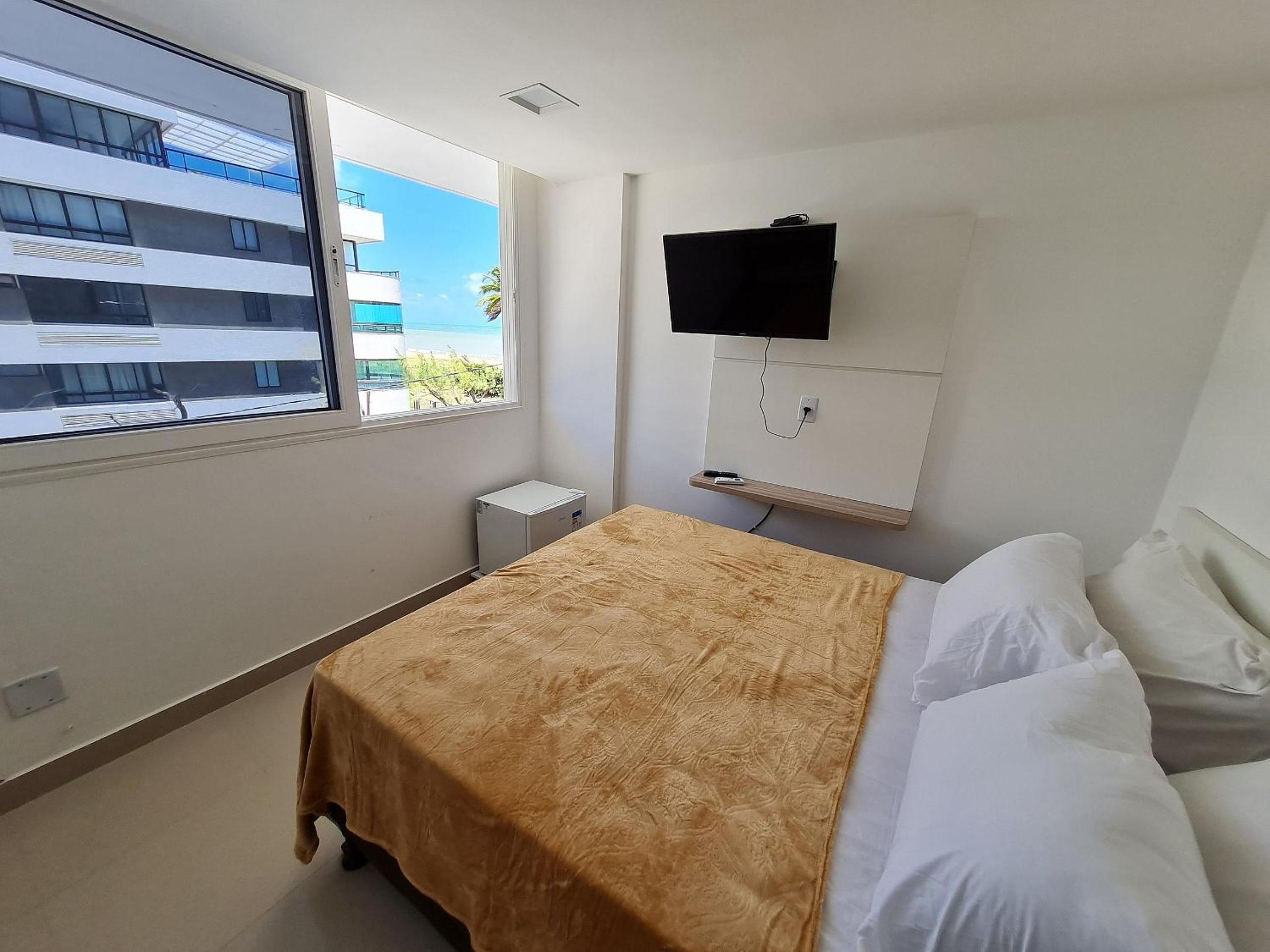 Deluxe Queen Room - Photo 1