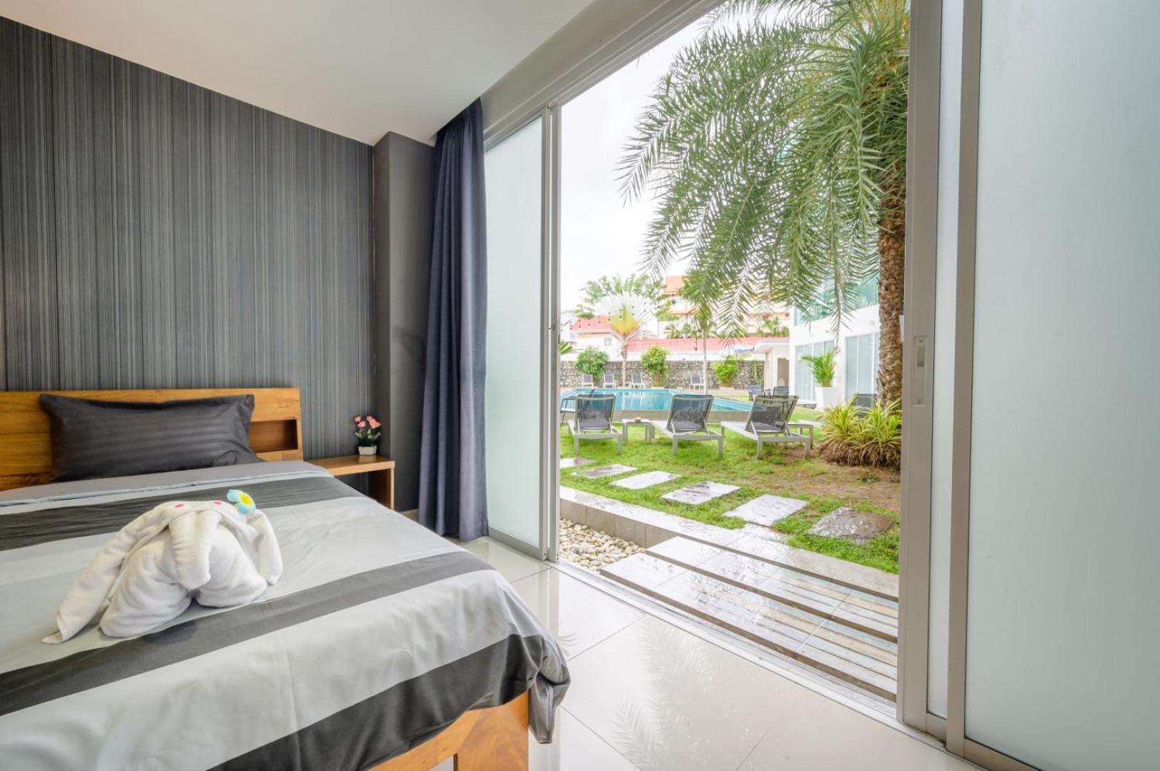 Double Room with Pool View