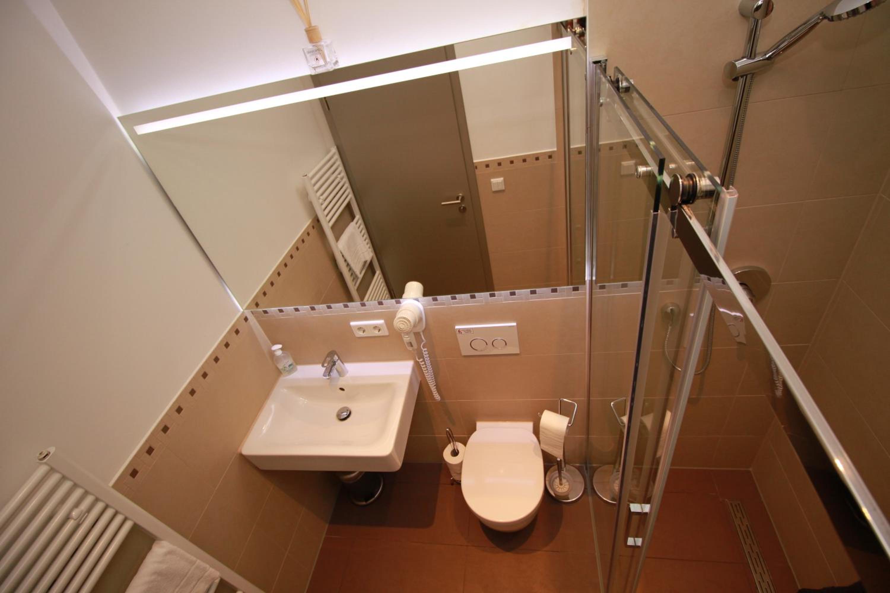 King Room with Kitchenette photo 3