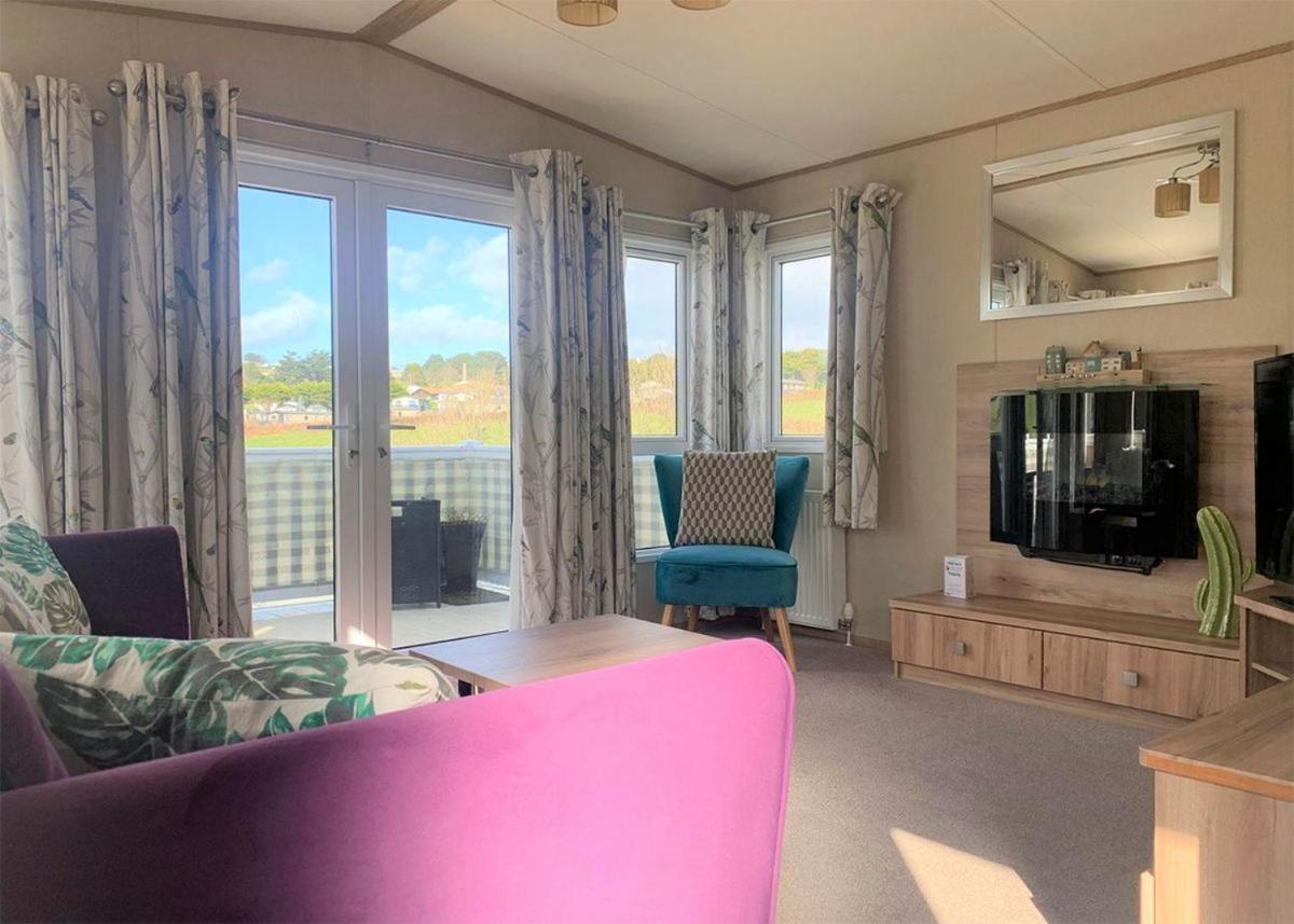 Two-Bedroom Holiday Home photo 3