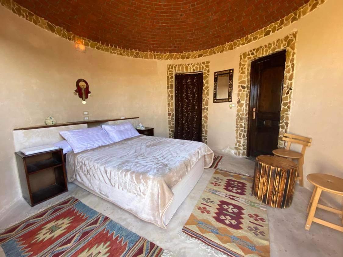 Standard Twin Room - Photo 1