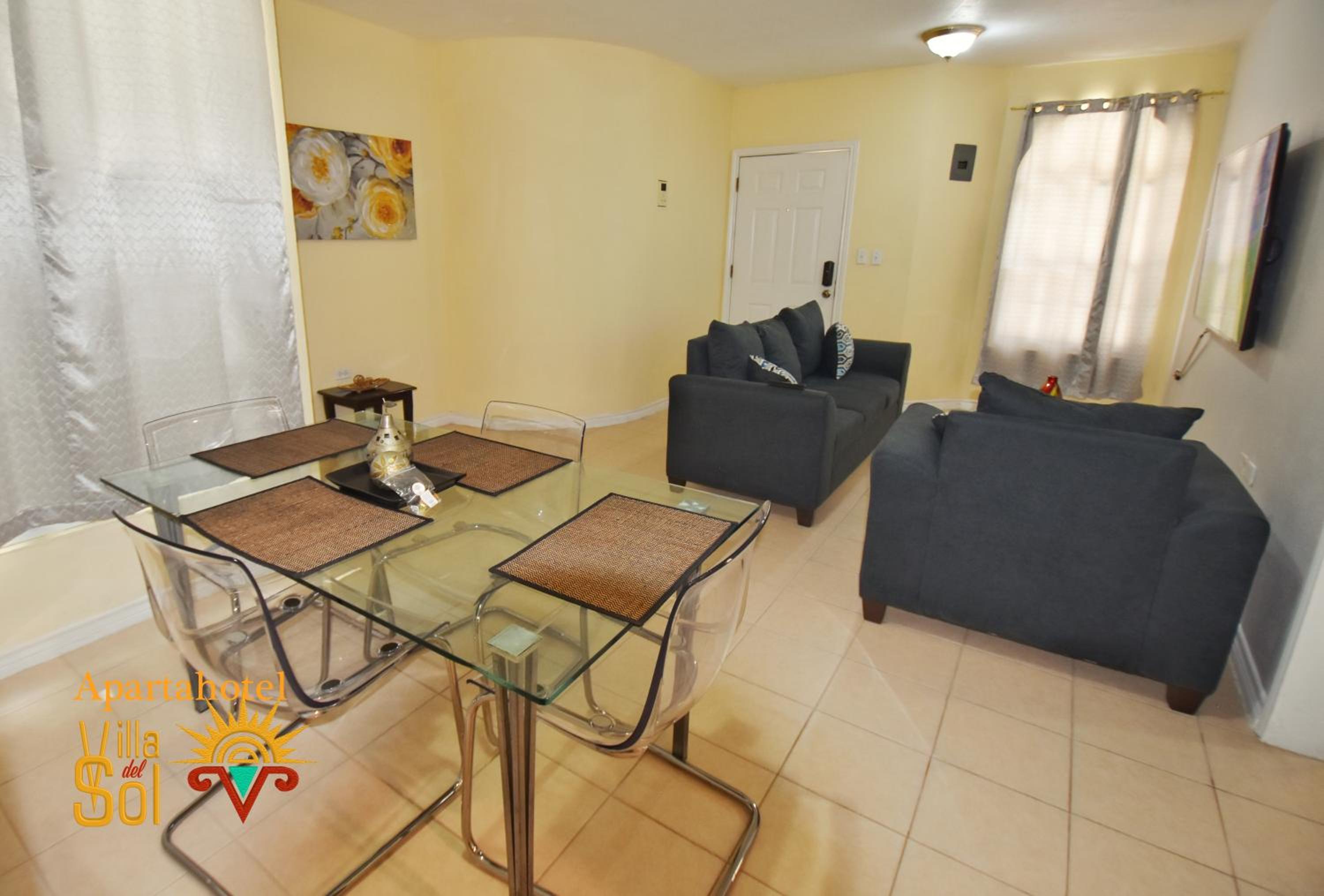 Deluxe Apartment