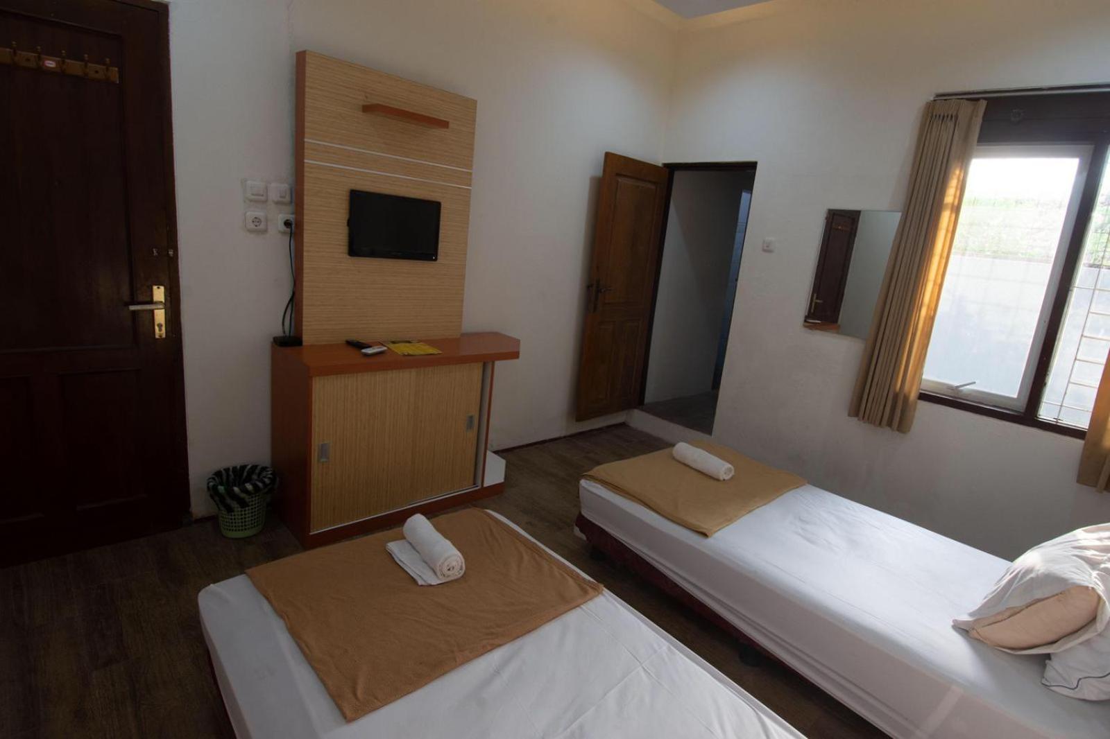 Deluxe Twin Room - Photo 1