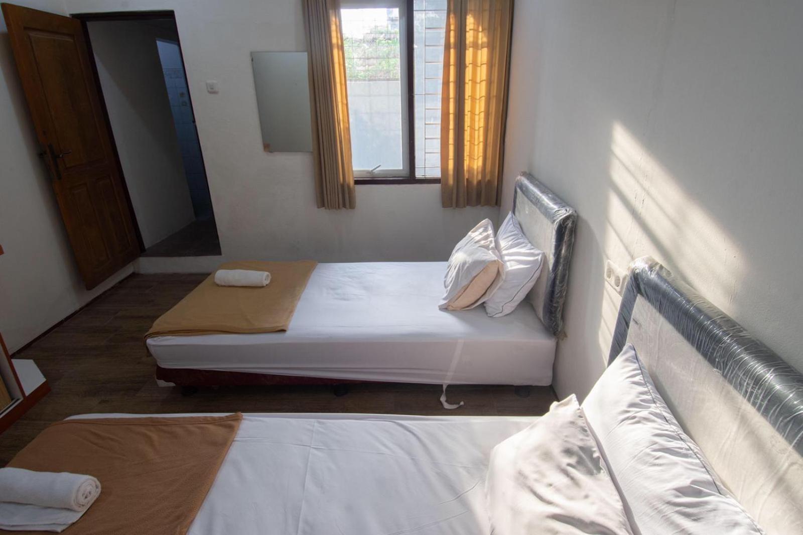 Deluxe Twin Room - Photo 3