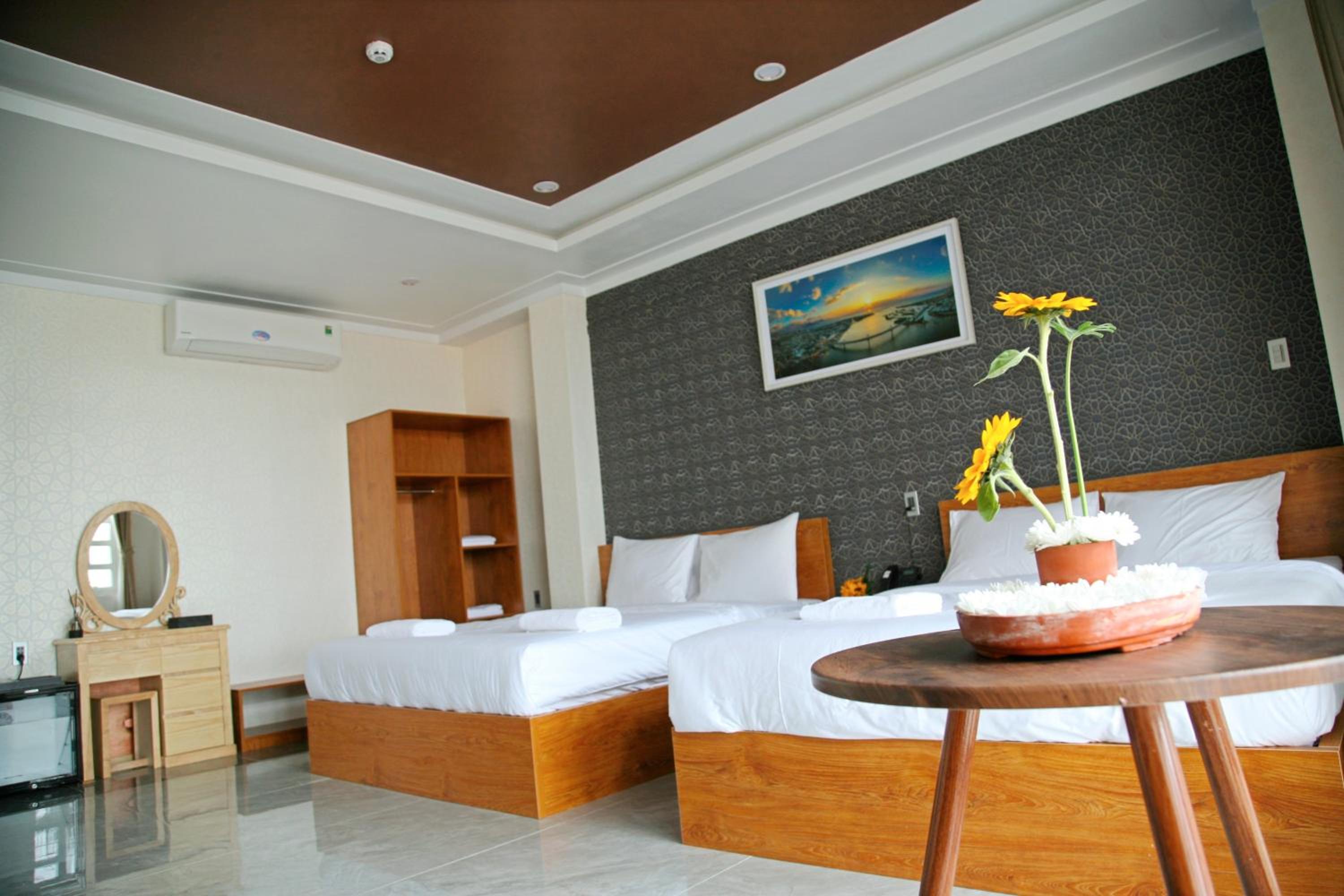 Quadruple Room - Photo 7