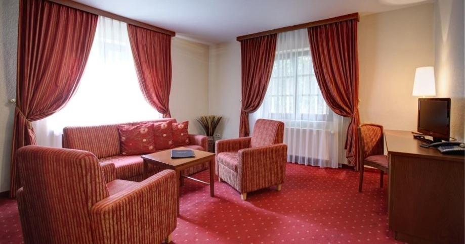 Classic Family Room