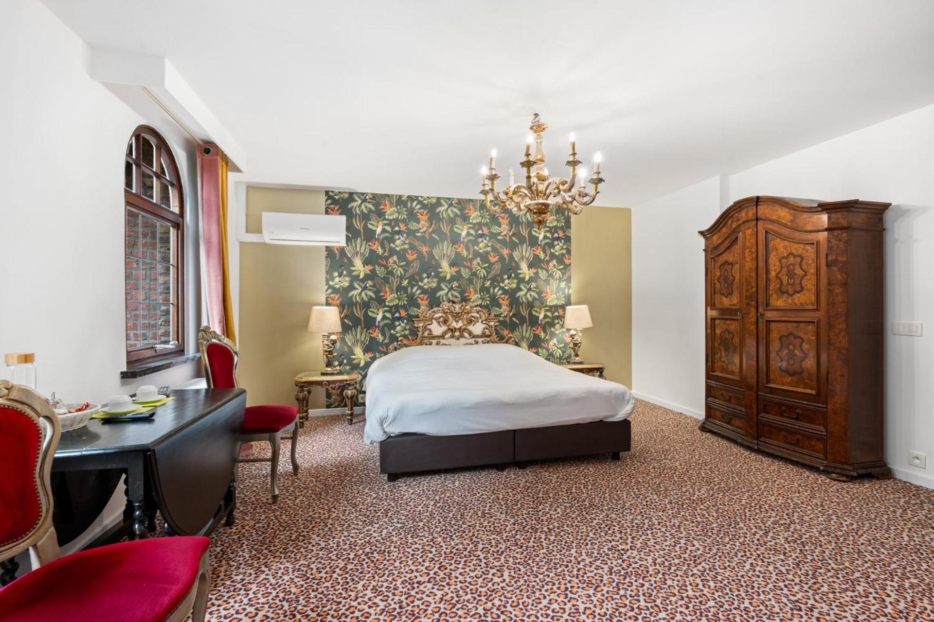 Double Room - Photo 7