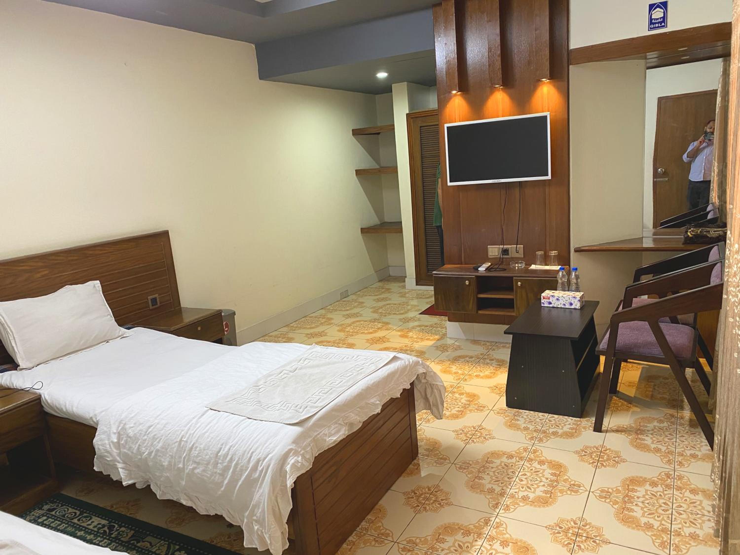 Deluxe Twin Room photo 1