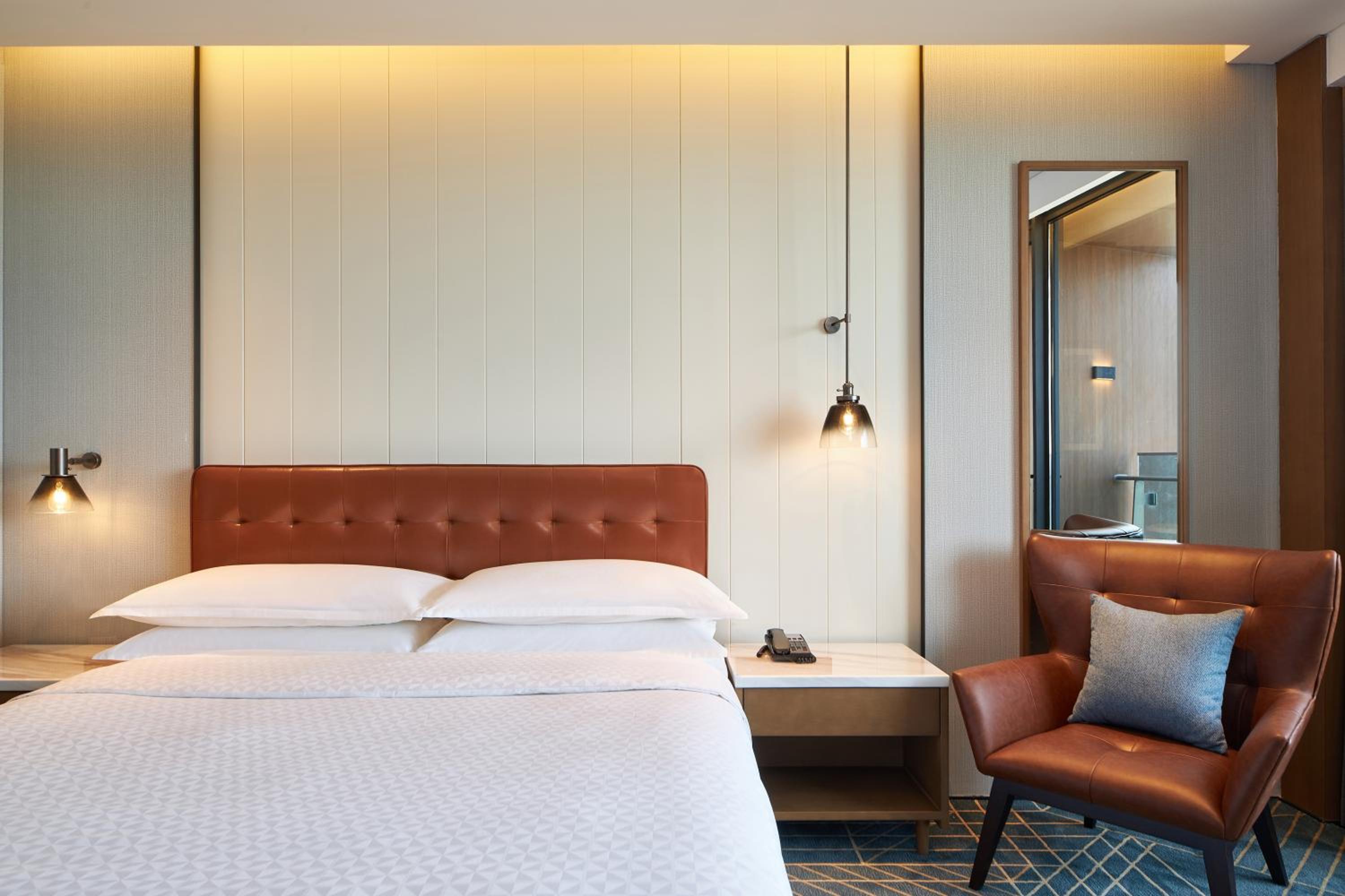 Comfort King Room with Balcony