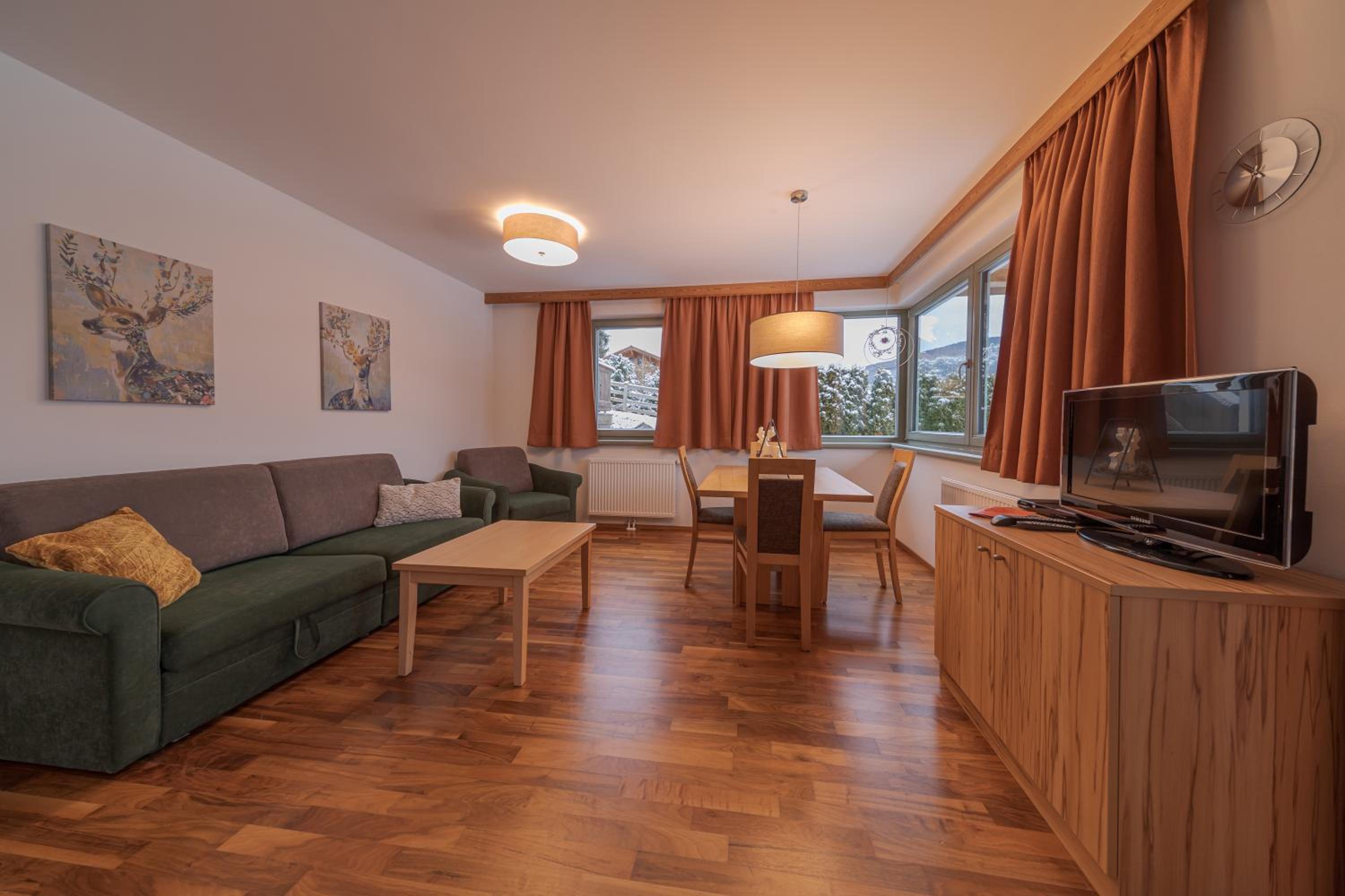 One-Bedroom Apartment with Balcony