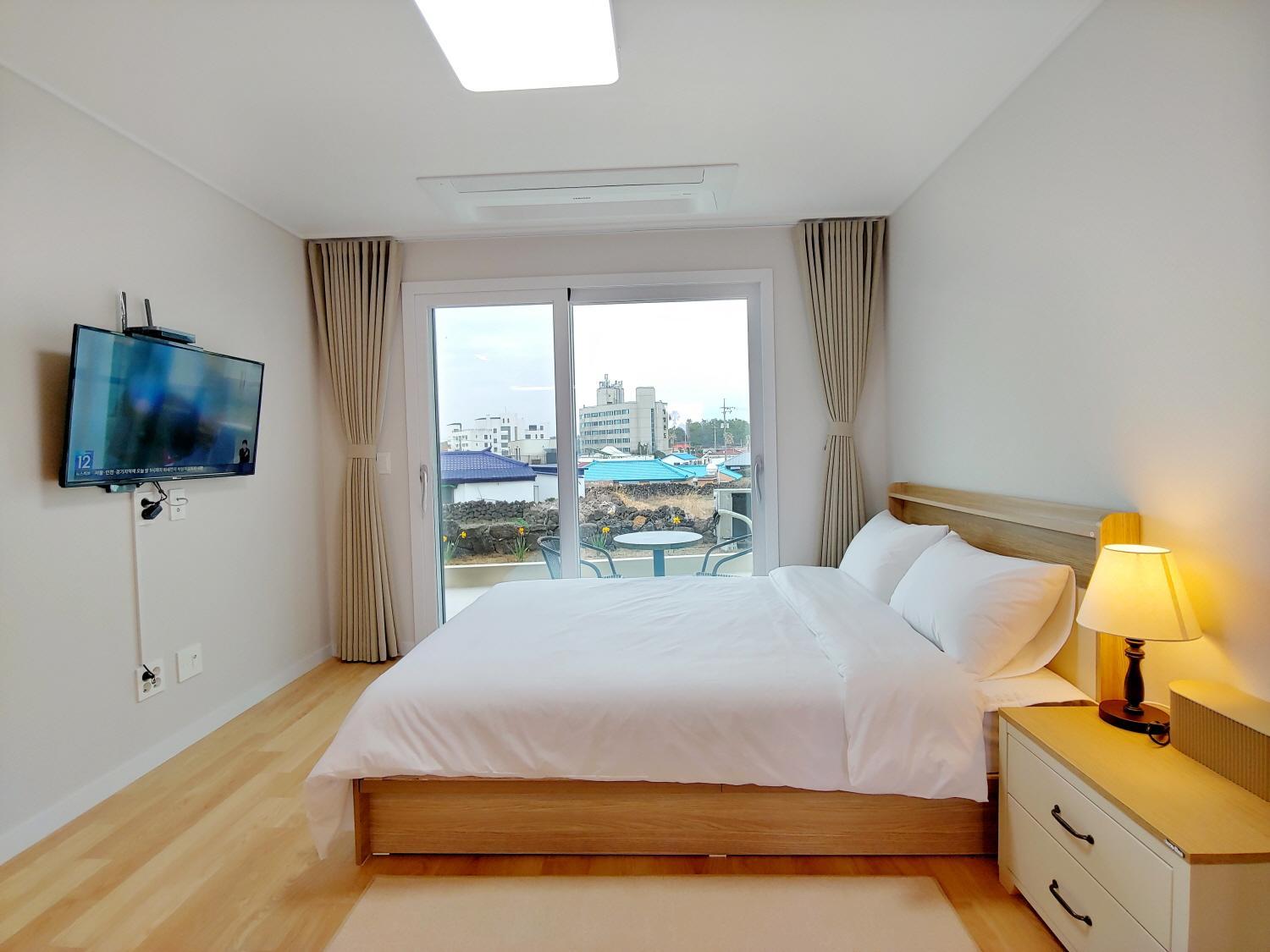 Double Room with Terrace - Photo 15