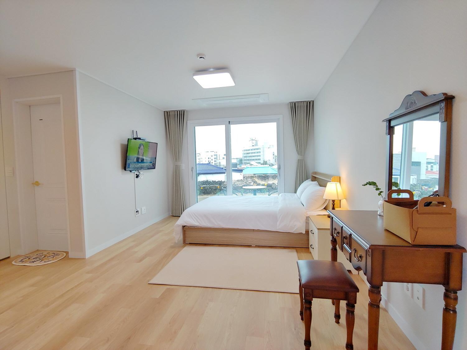 Double Room with Terrace - Photo 14