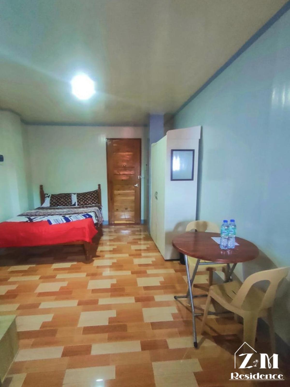 One-Bedroom Apartment - Photo 7
