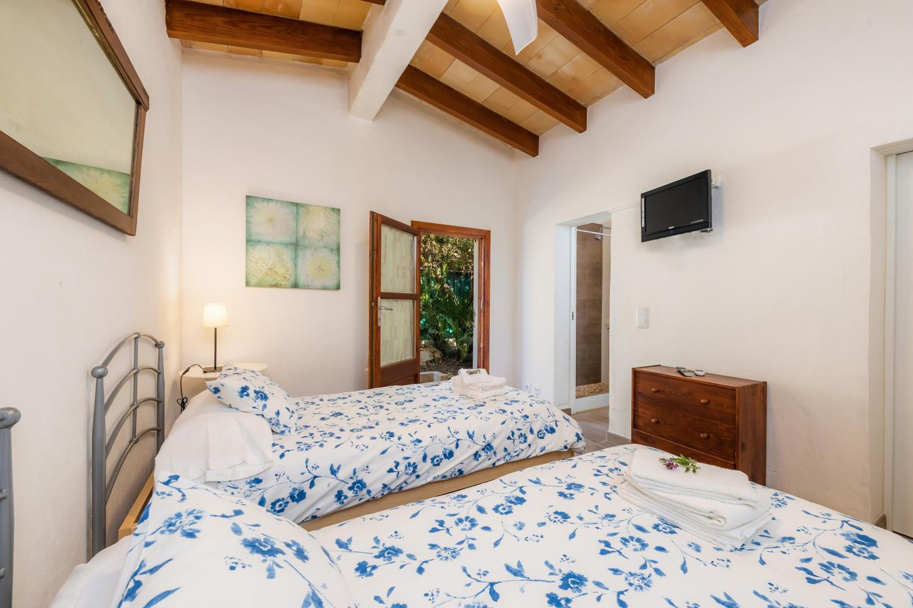 Villa with Sea View photo 3