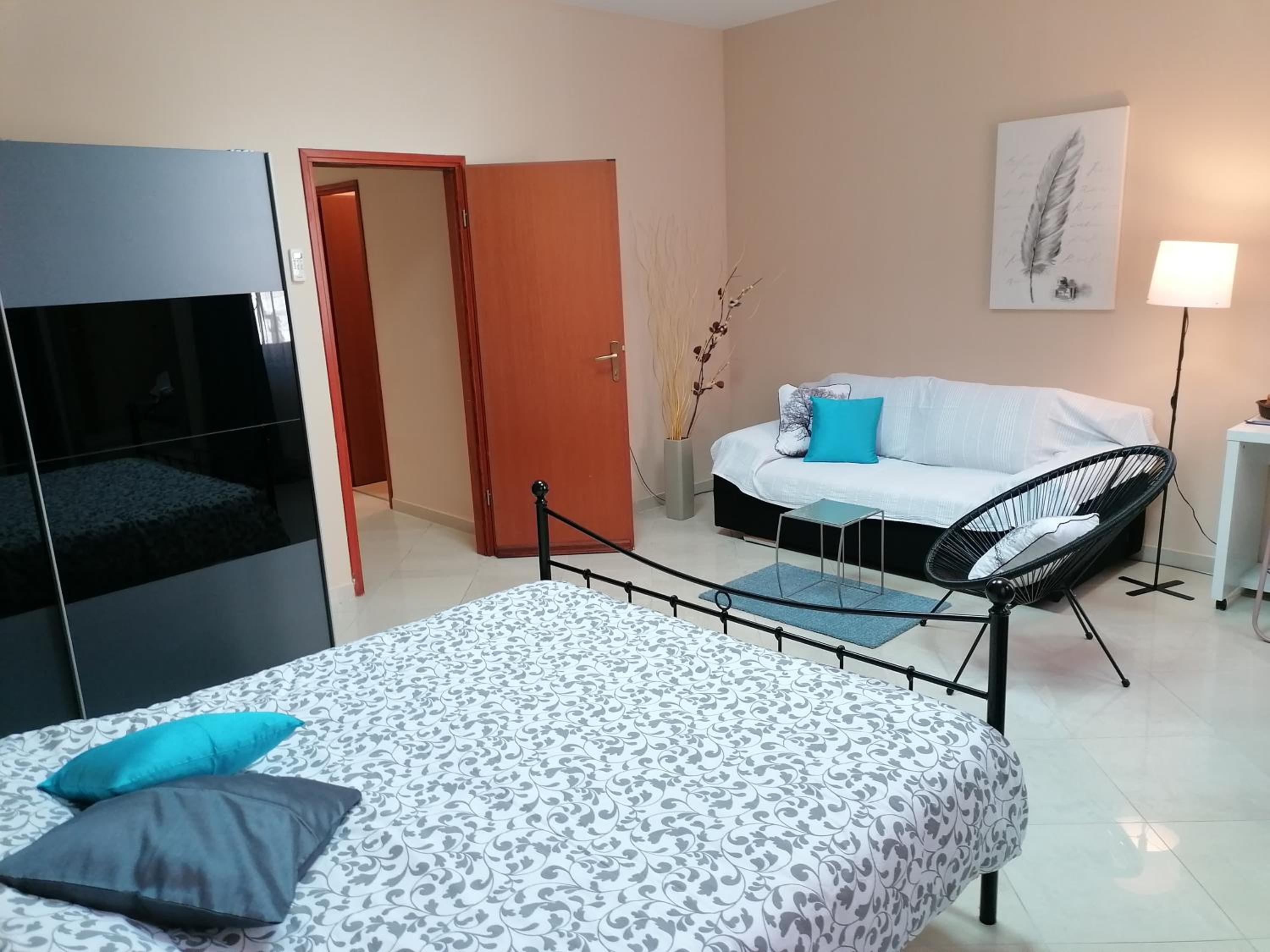 Deluxe Apartment - Photo 28