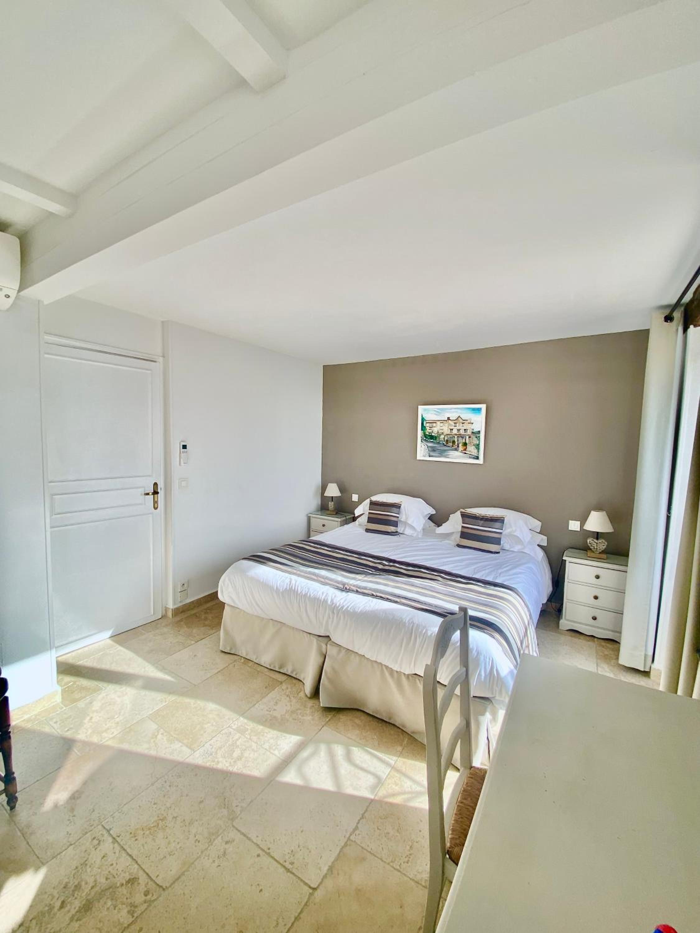 Large Double Room Number 10 with Panoramic View  photo 1