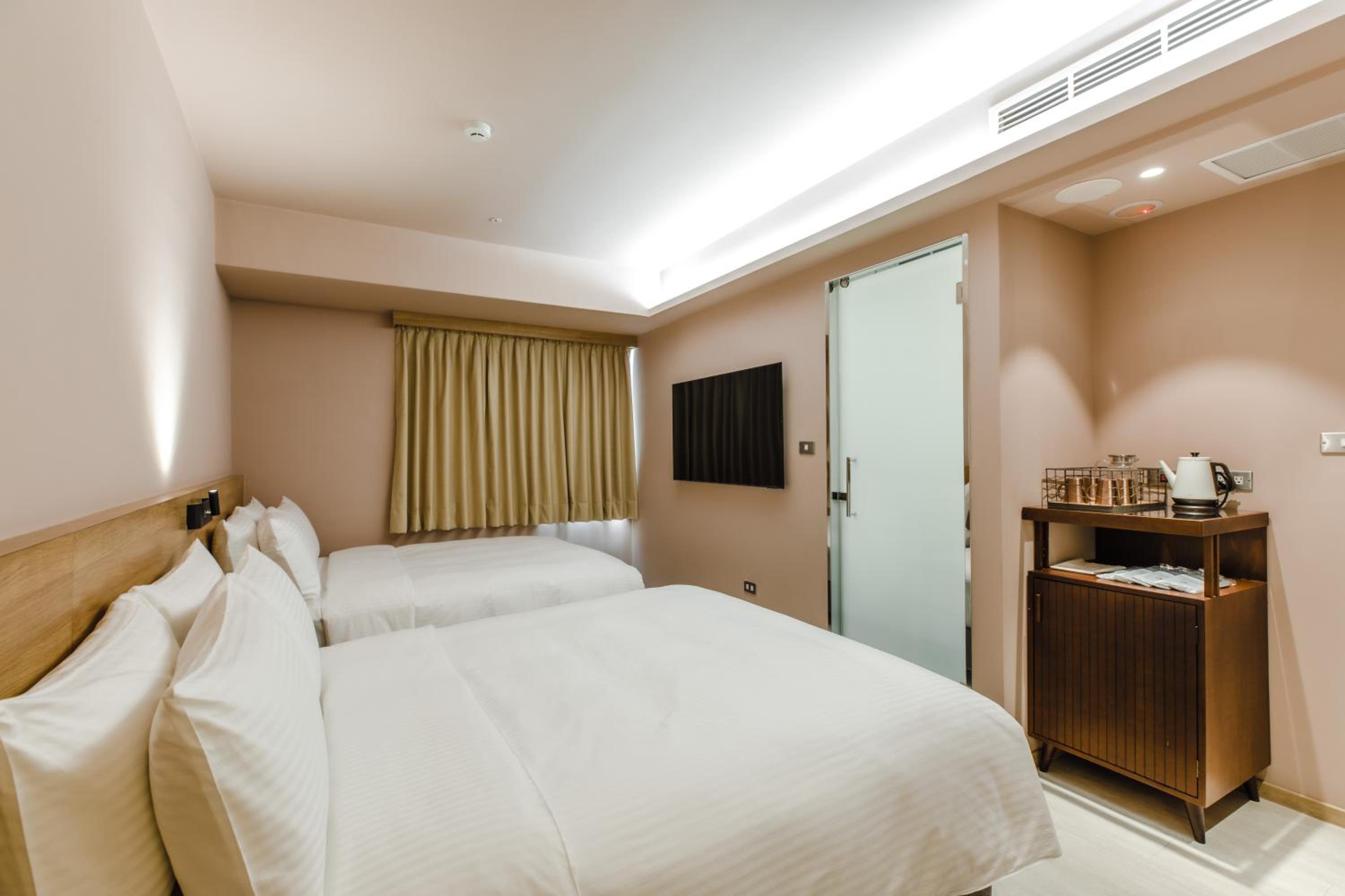 Standard Quadruple Room photo 3