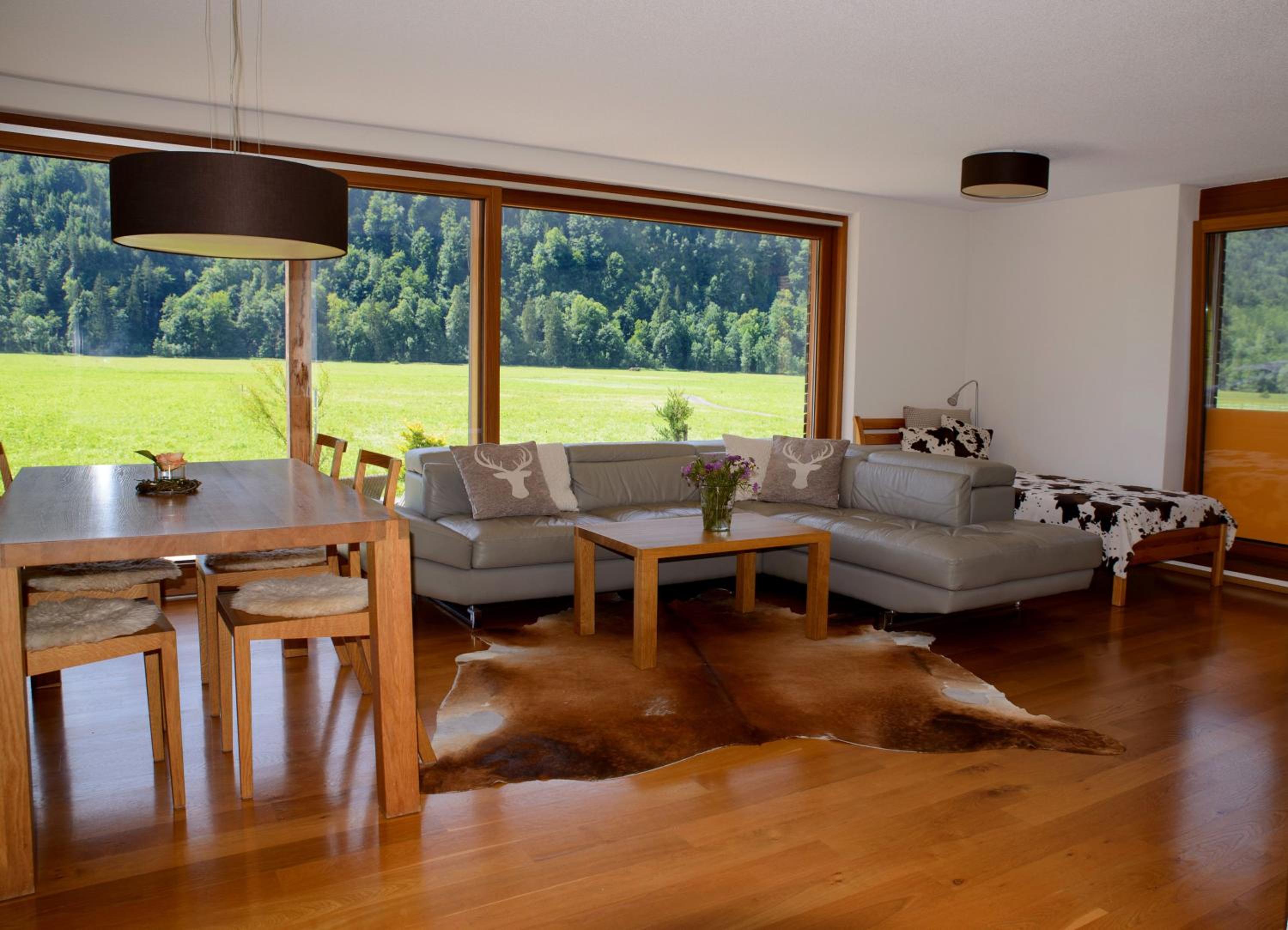 One-Bedroom Apartment with Terrace photo 2