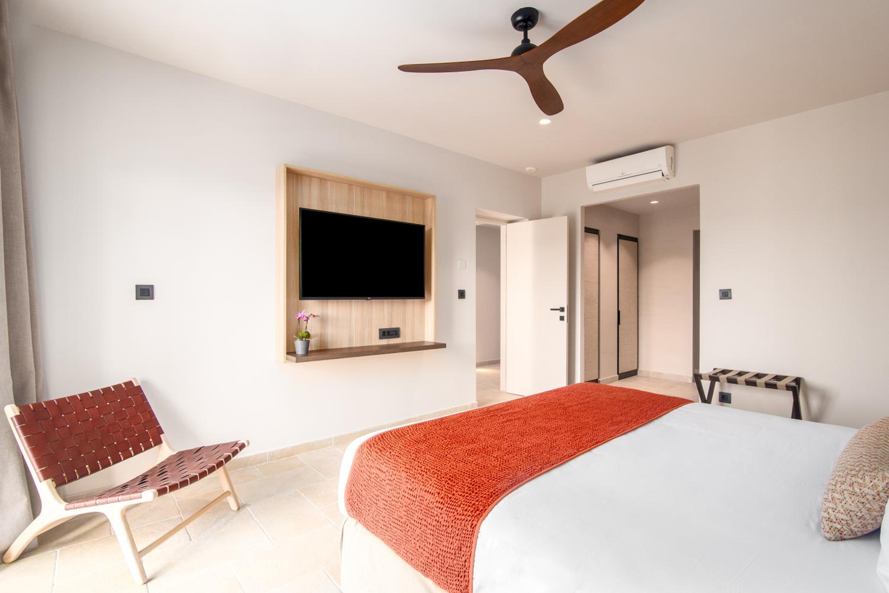 Family Suite Inland View